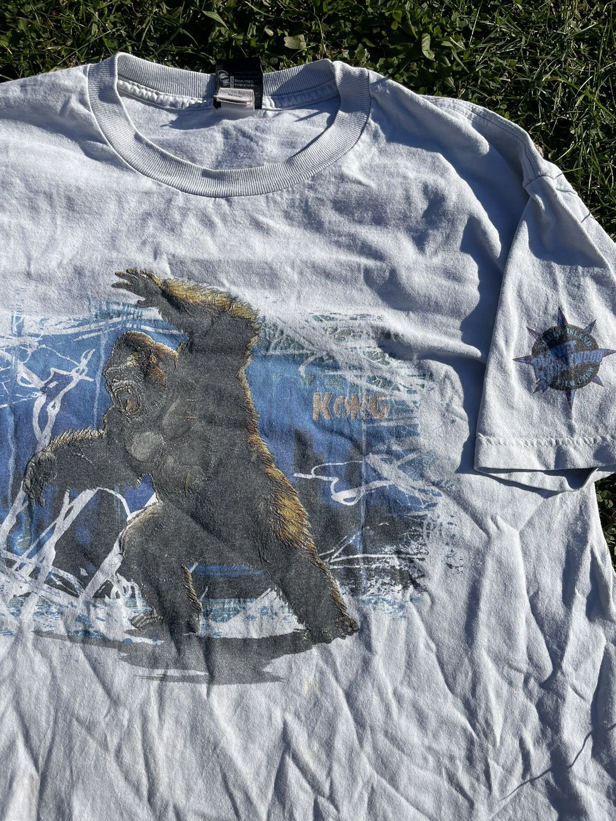 Vintage 90’s King Kong, Kong The 8 Wonder of the world tee Size US L / EU 52-54 / 3 - 2 Thumbnail
