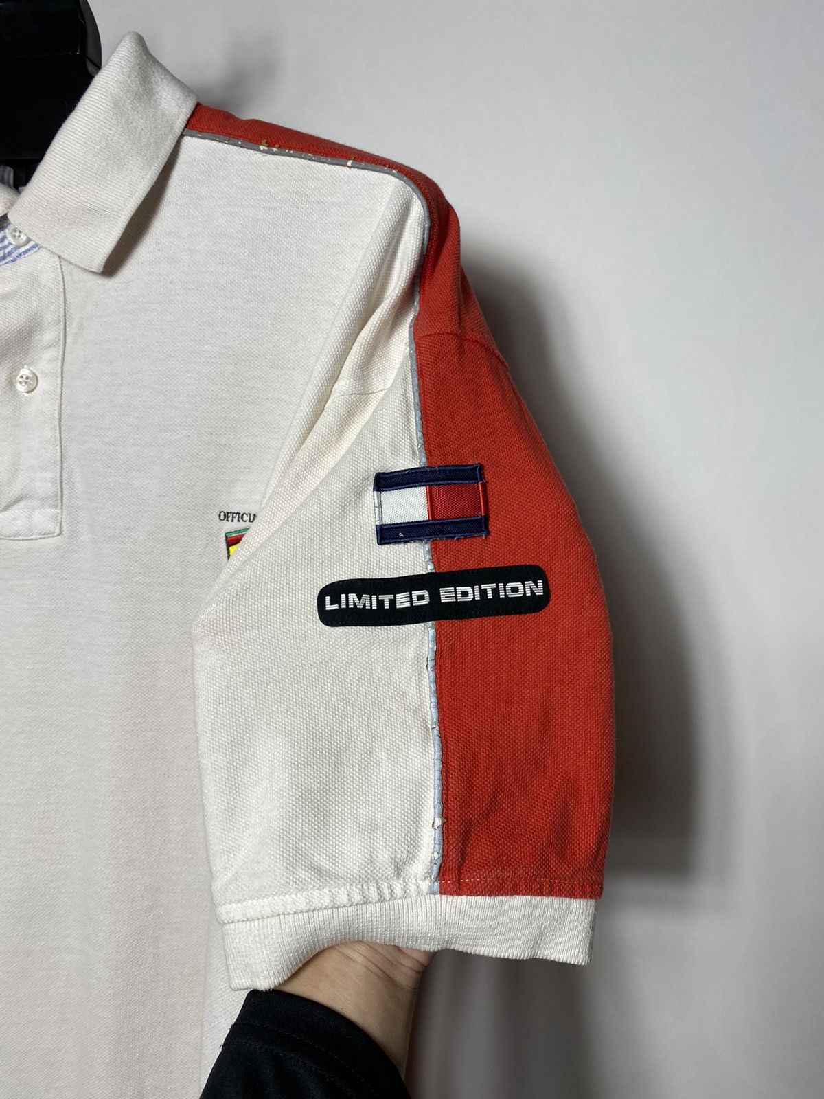 Tommy Hilfiger Vintage 90s Tommy Hilfiger Ferrari Limited Edition Polo Size US L / EU 52-54 / 3 - 3 Thumbnail