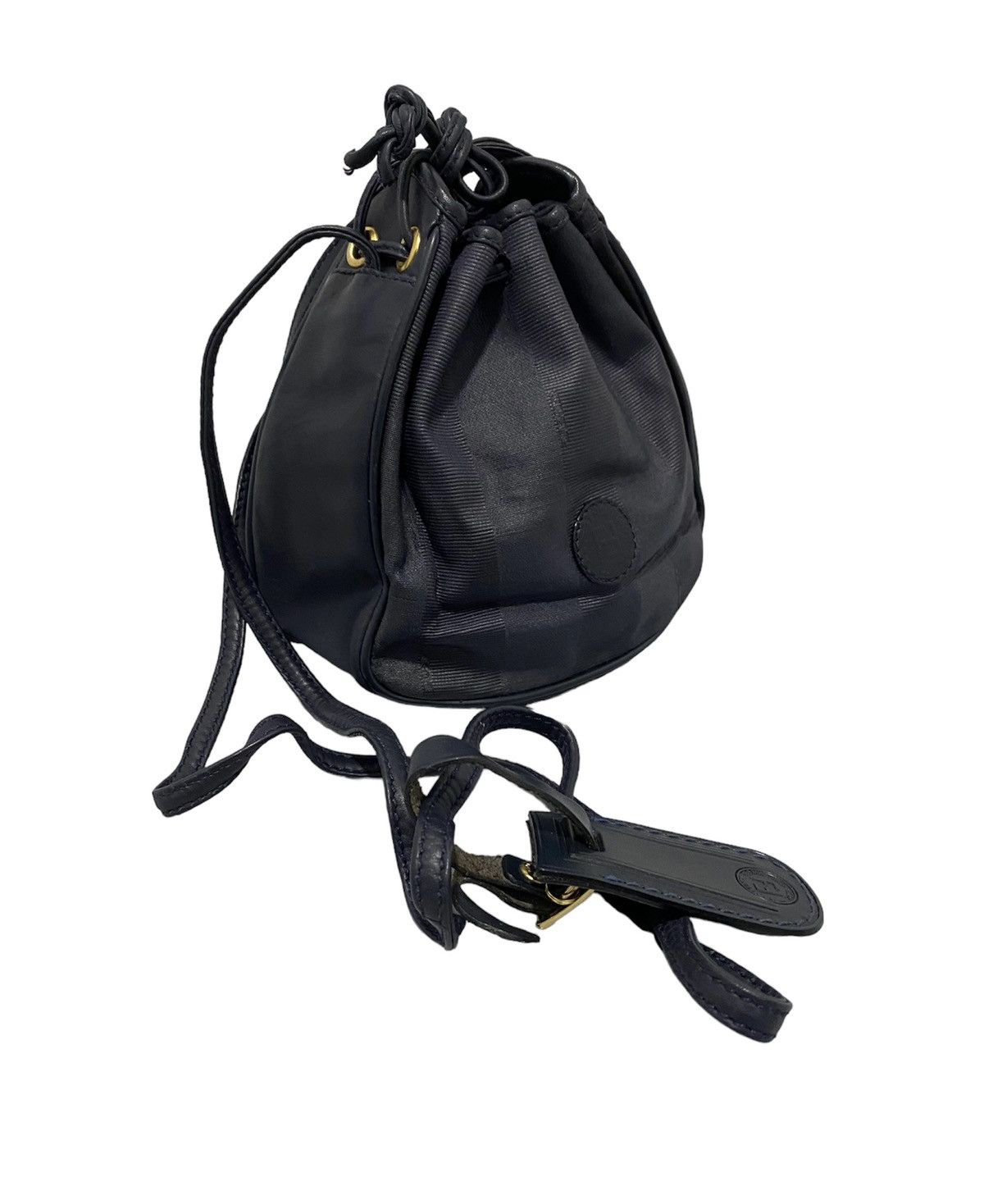 Fendi 🔥Archieve🔥Vintage fendi small size bucket sling bag Size ONE SIZE - 2 Thumbnail