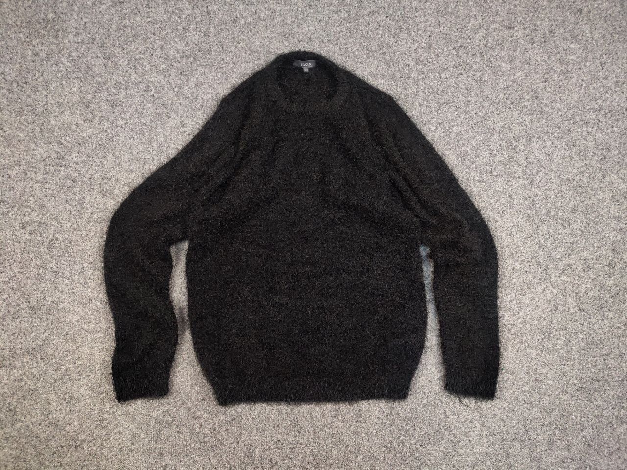 Japanese Brand Vintage 90's Japanese Black Mohair Style Fuzzy Sweater Size US M / EU 48-50 / 2 - 11 Thumbnail