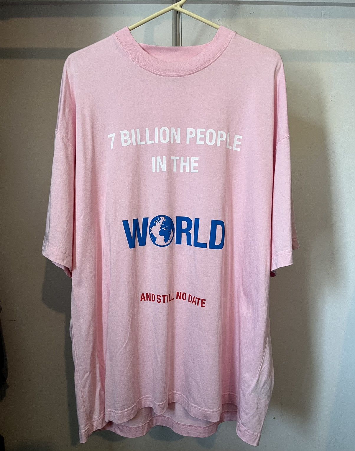 【関税込み】VETEMENTS ホワイト Date Me Please Tシャツ VETEMENTS cotton t-shirt My Name Is Vetements T-Shirt PRM EU