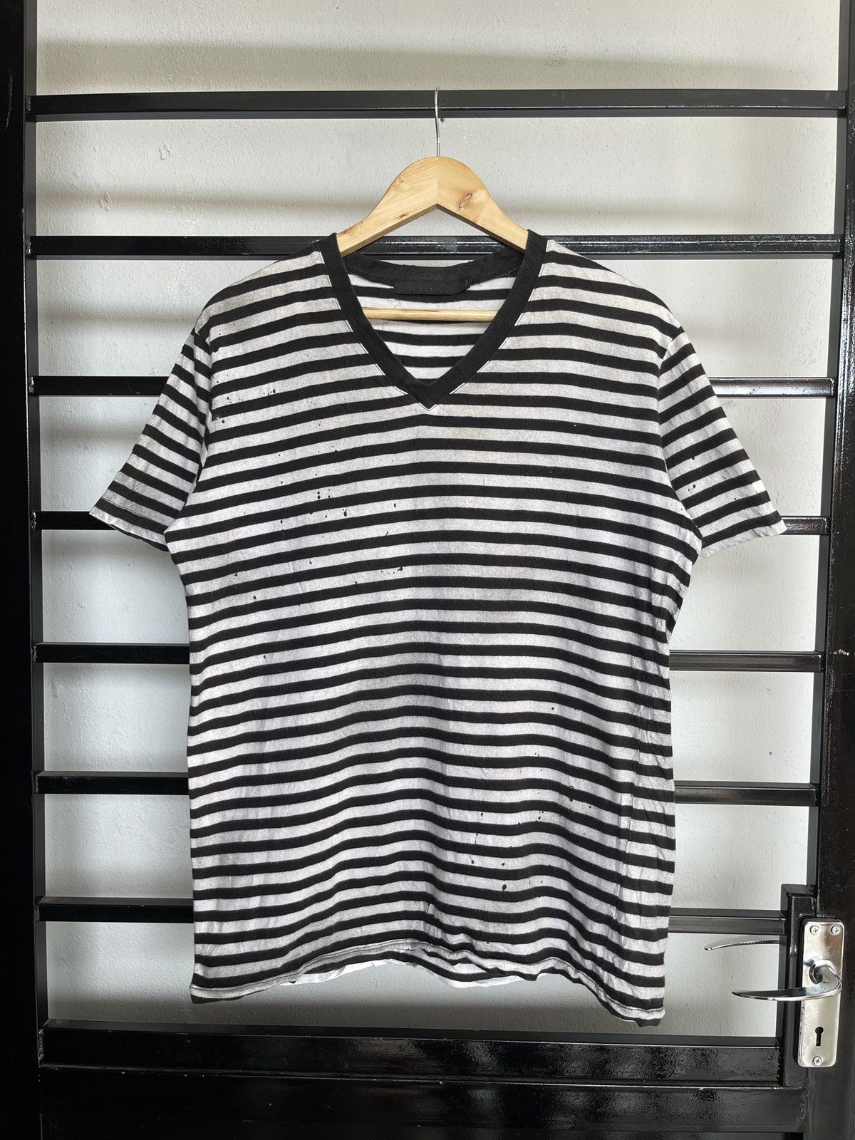 GOSTAR DE FUGA Fuga A22 T shirts Size US M / EU 48-50 / 2 - 1 Thumbnail