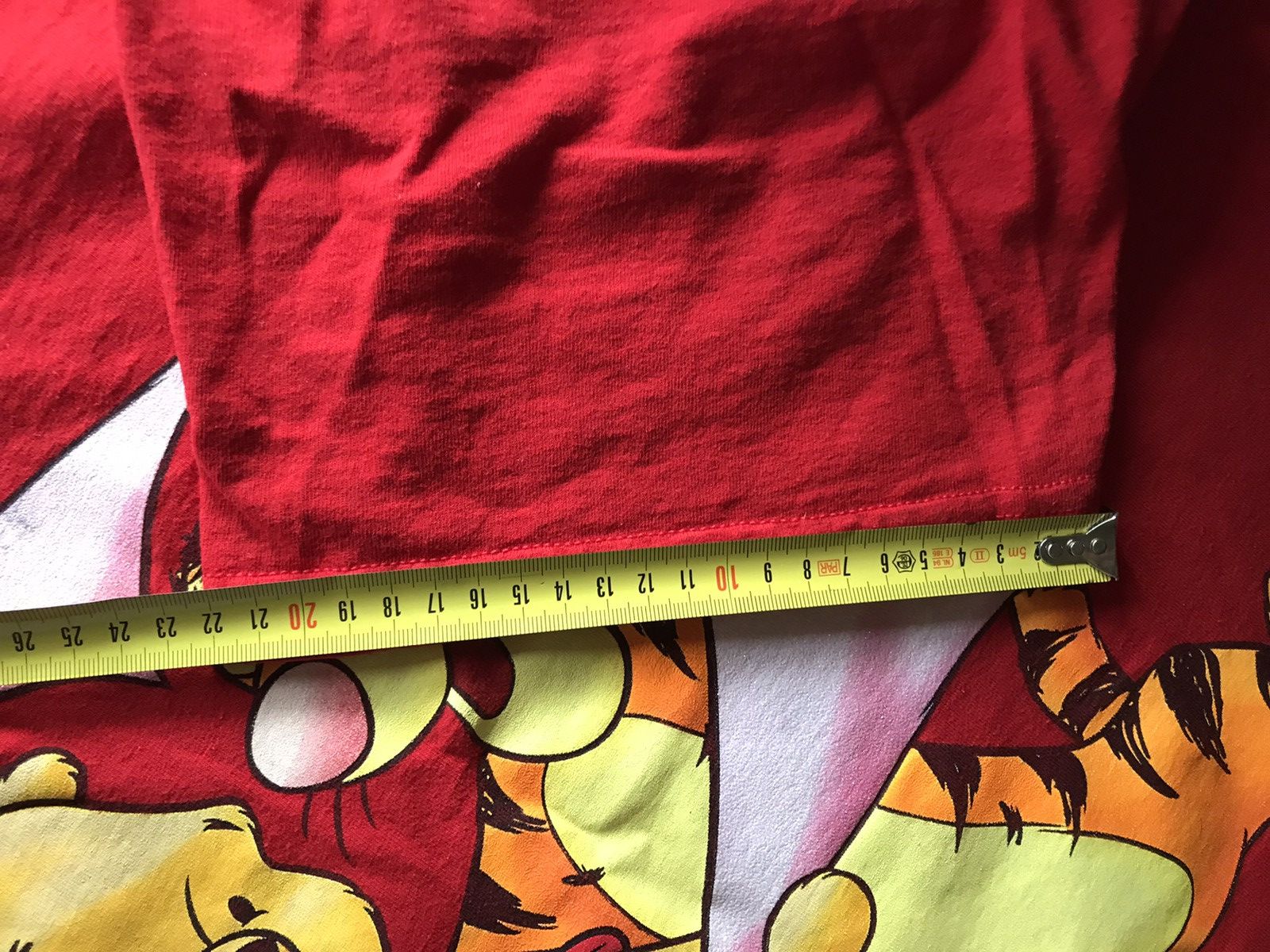 Cartoon Network Vintage 90s Winnie The Pooh and Tiger Red Tee Size US XL / EU 56 / 4 - 20 Thumbnail