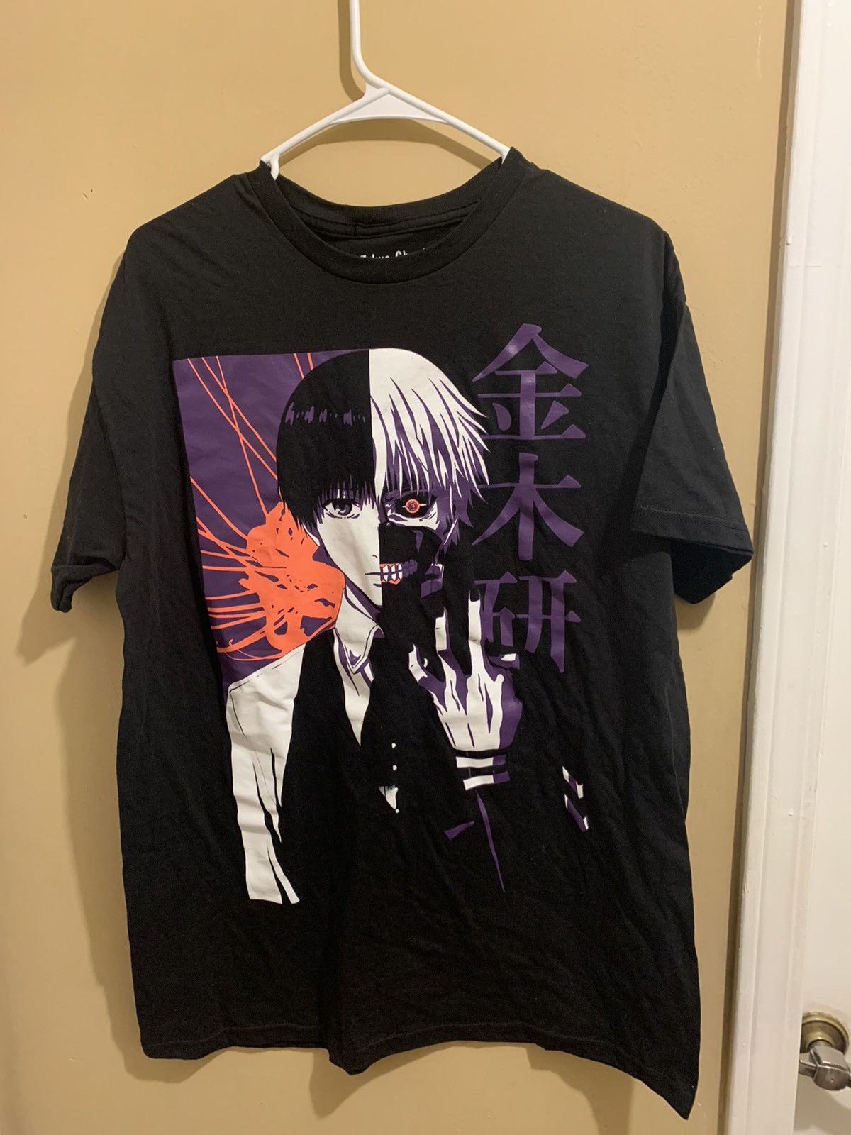 Vintage Tokyo Ghoul tee Size US L / EU 52-54 / 3 - 1 Preview