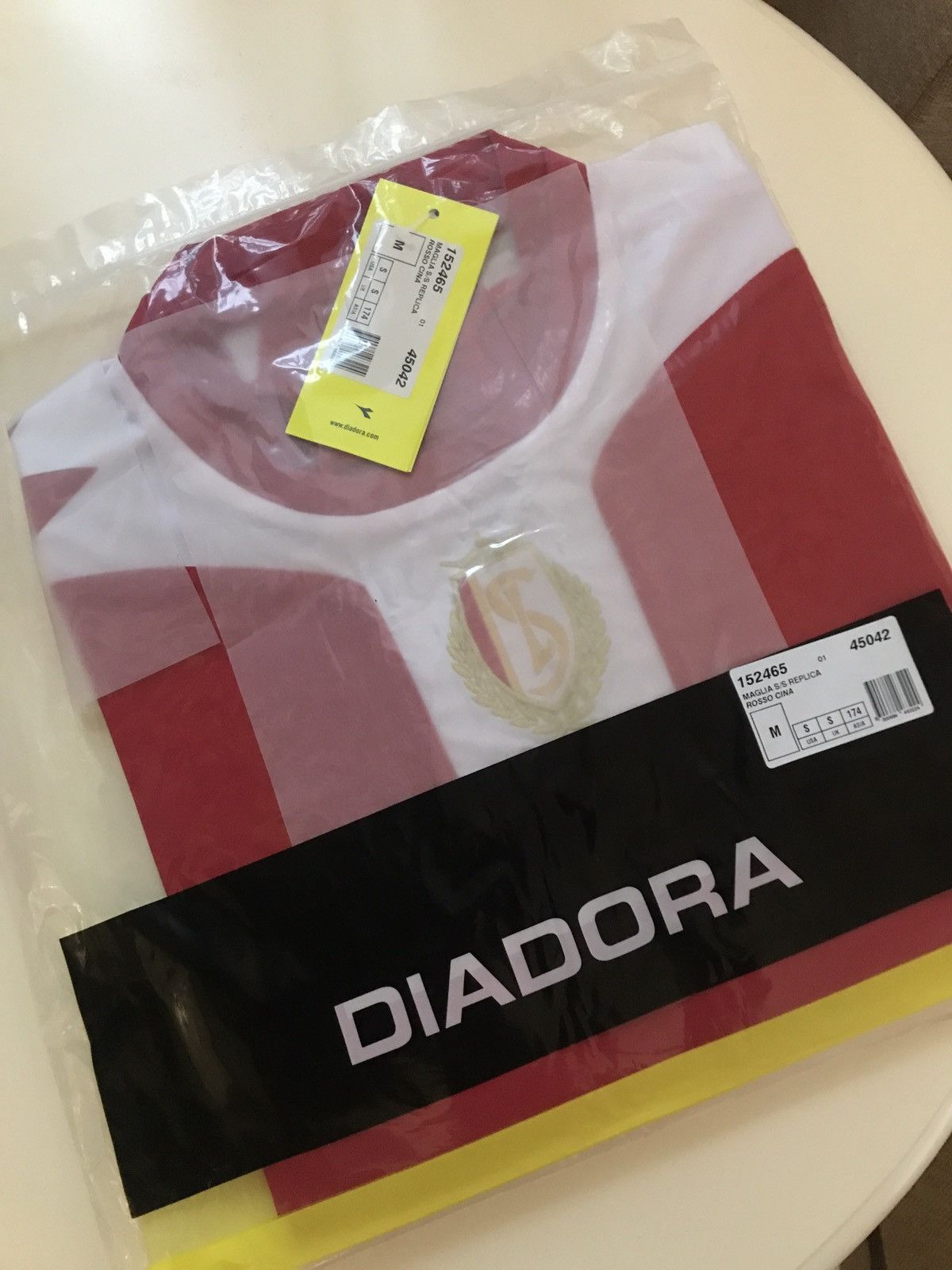 Diadora Standard Liege 2009-2010 Home Soccer Jersey Football Kit Size US S / EU 44-46 / 1 - 3 Thumbnail