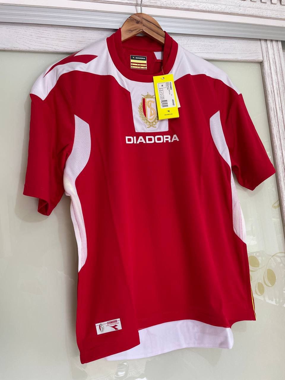 Diadora Standard Liege 2009-2010 Home Soccer Jersey Football Kit Size US S / EU 44-46 / 1 - 2 Thumbnail