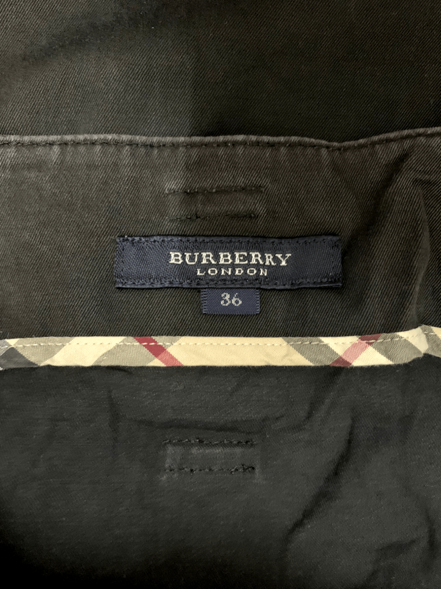 Burberry × Designer Hypebeast Burberry London Brits Midi Skirt (with belt) Size 26" / US 2 / IT 38 - 3 Thumbnail