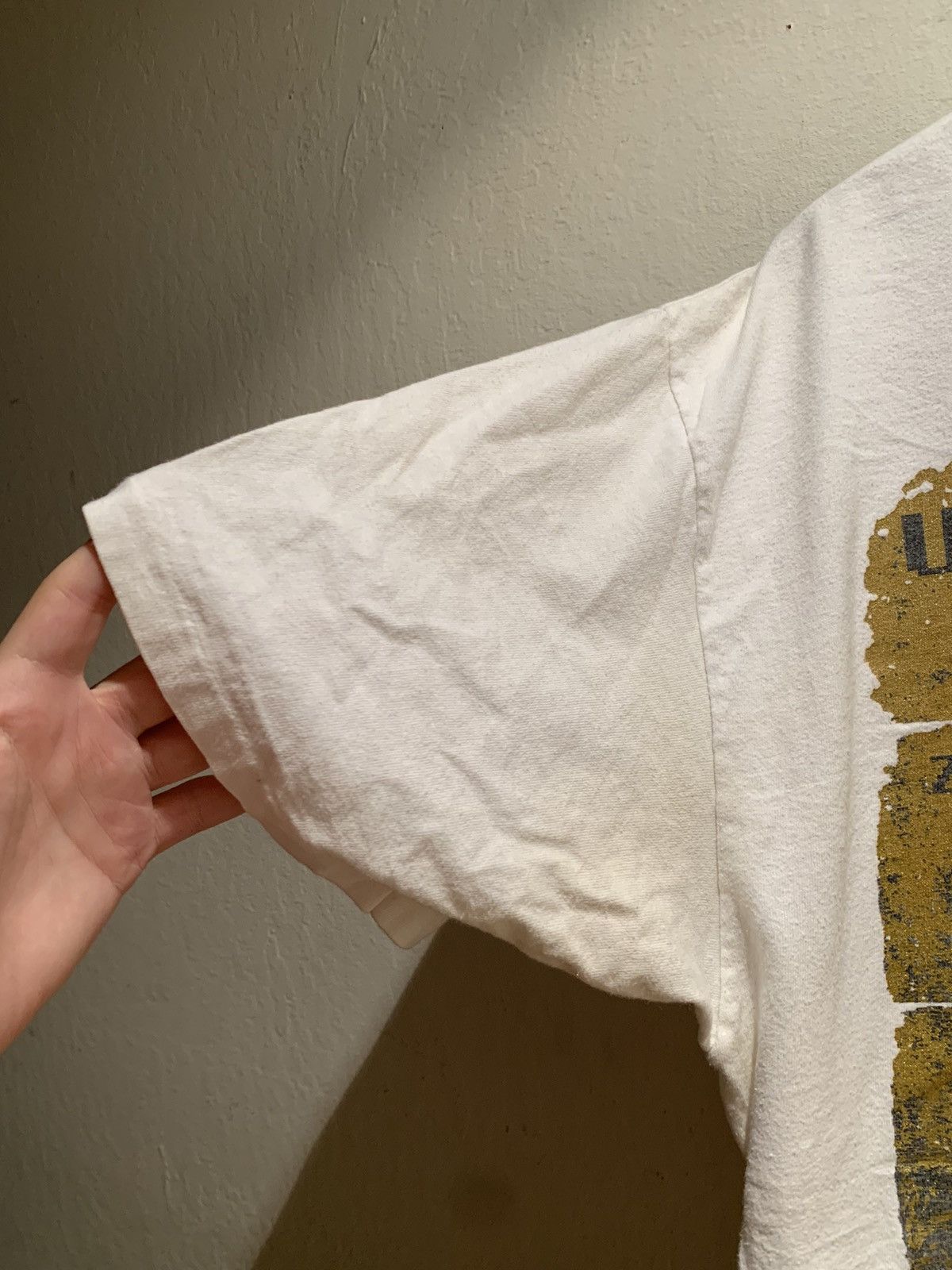 Band Tees *RARE* Vintage 1992 U2 Outside Broadcast Tour USA-Made Shirt Size US XL / EU 56 / 4 - 7 Thumbnail