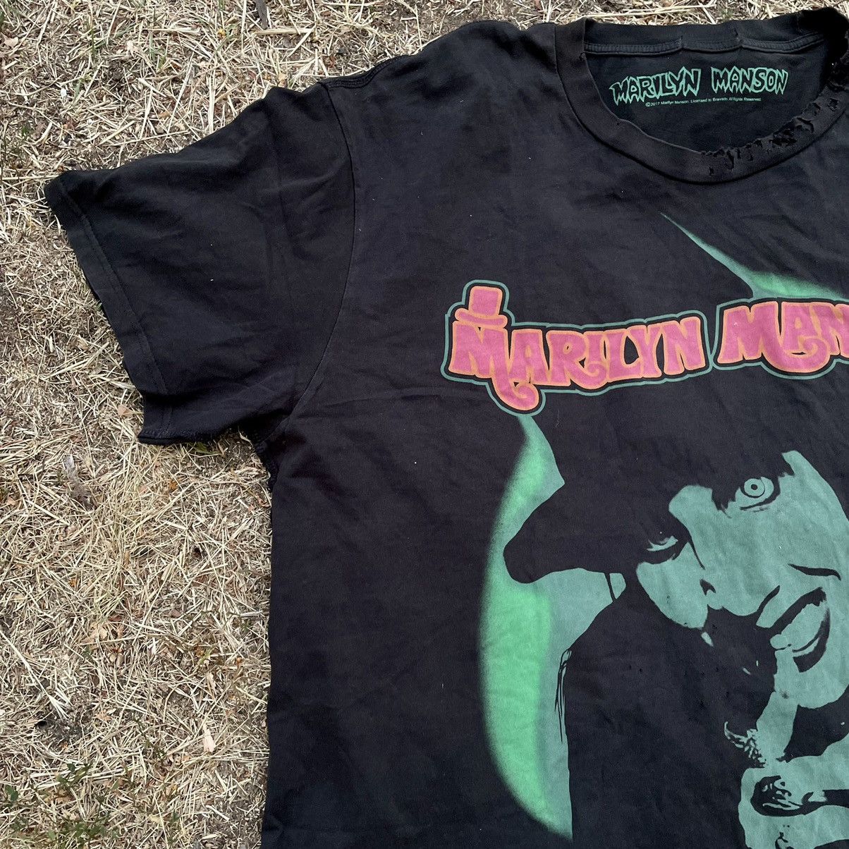 Vintage Vintage Y2K Marilyn Manson Band Tee Faded Black Graphic L Size US L / EU 52-54 / 3 - 4 Thumbnail