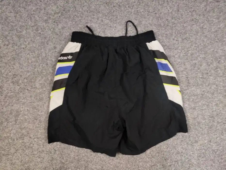 Adidas Vintage 90's Adidas Originals Nylon Black Logo Shorts Size US 32 / EU 48 - 5 Thumbnail