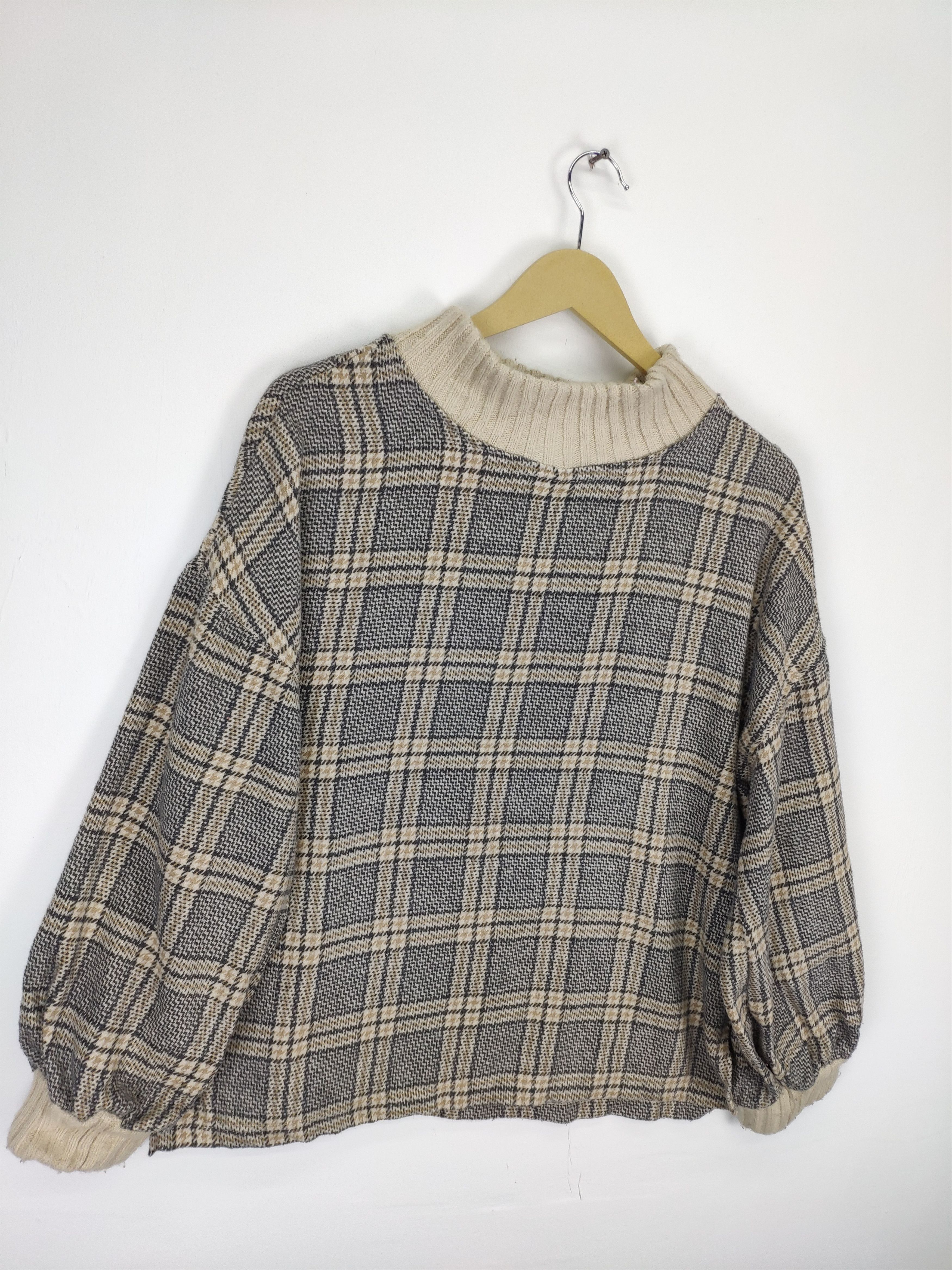Aran Isles Knitwear × Japanese Brand × Vintage Vintage Wool Knit Sweater Checkered Issey Miyake Style Size L / US 10 / IT 46 - 3 Thumbnail