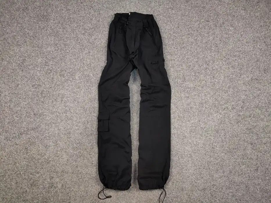 Japanese Brand Vintage 90's Japanese Parachute Cargo Black Pants Y2K Style Size 34" / US 12 / IT 48 - 1 Thumbnail