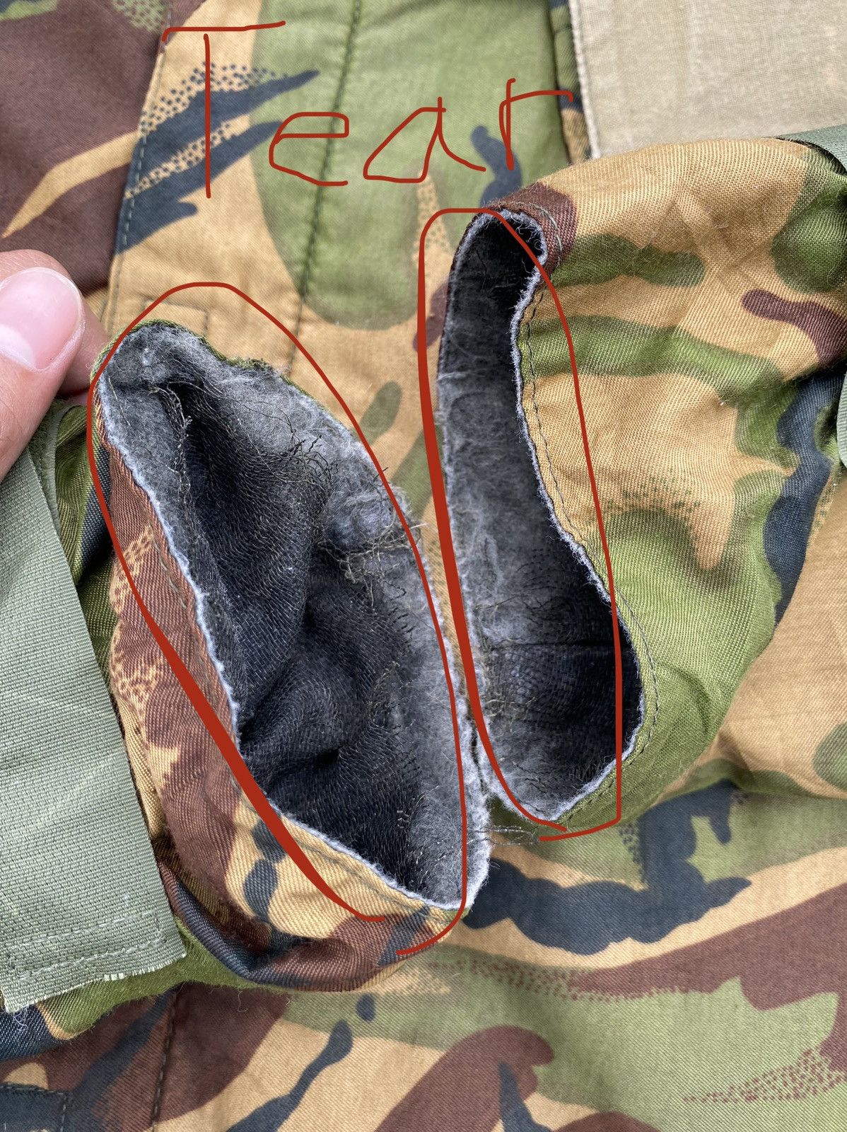 Vintage Vintage Camo Jacket Army Size US XL / EU 56 / 4 - 9 Thumbnail