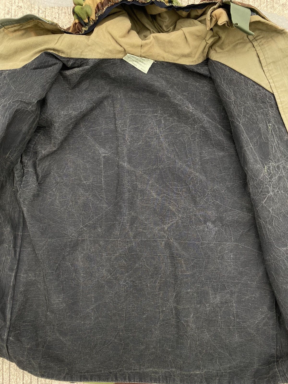 Vintage Vintage Camo Jacket Army Size US XL / EU 56 / 4 - 14 Thumbnail