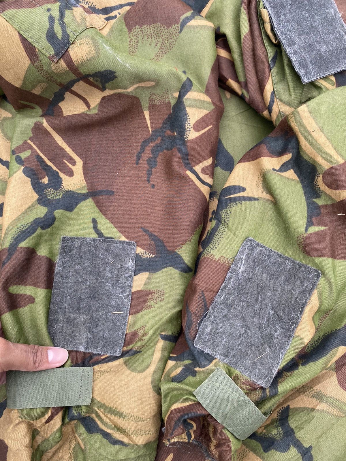 Vintage Vintage Camo Jacket Army Size US XL / EU 56 / 4 - 23 Thumbnail