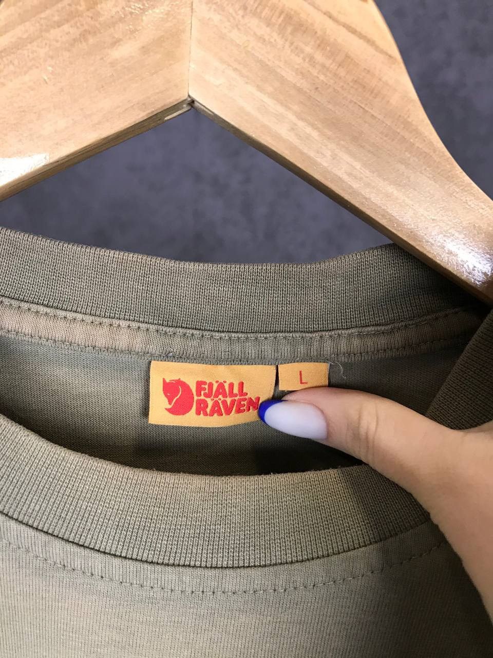 Fjallraven Fjallraven Equipment outdoor vintage center logo tee Size US L / EU 52-54 / 3 - 3 Thumbnail