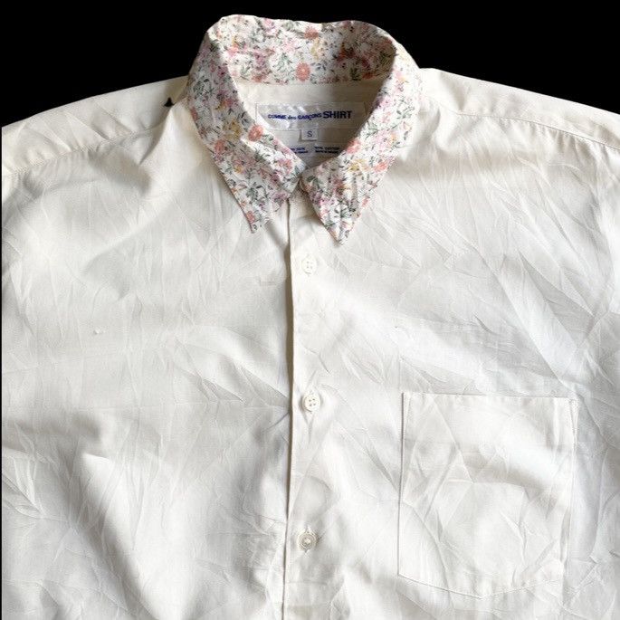 image of Comme Des Garcons x Comme Des Garcons Shirt Floral Collar Oversize Shirt Fit L in Offwhite (Size Sm