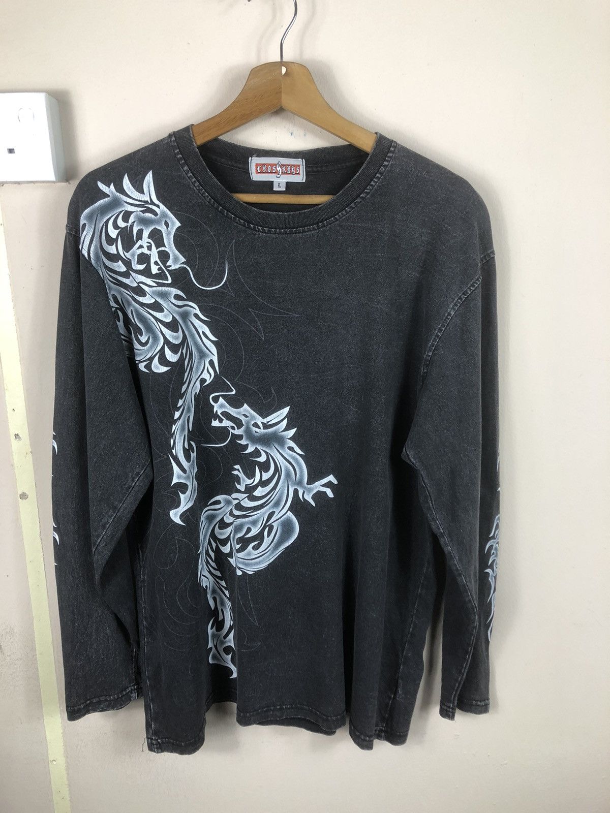 Vintage’Y2k🔥CROSS KEYS🔥Sukajan Long Sleeve Tshirt