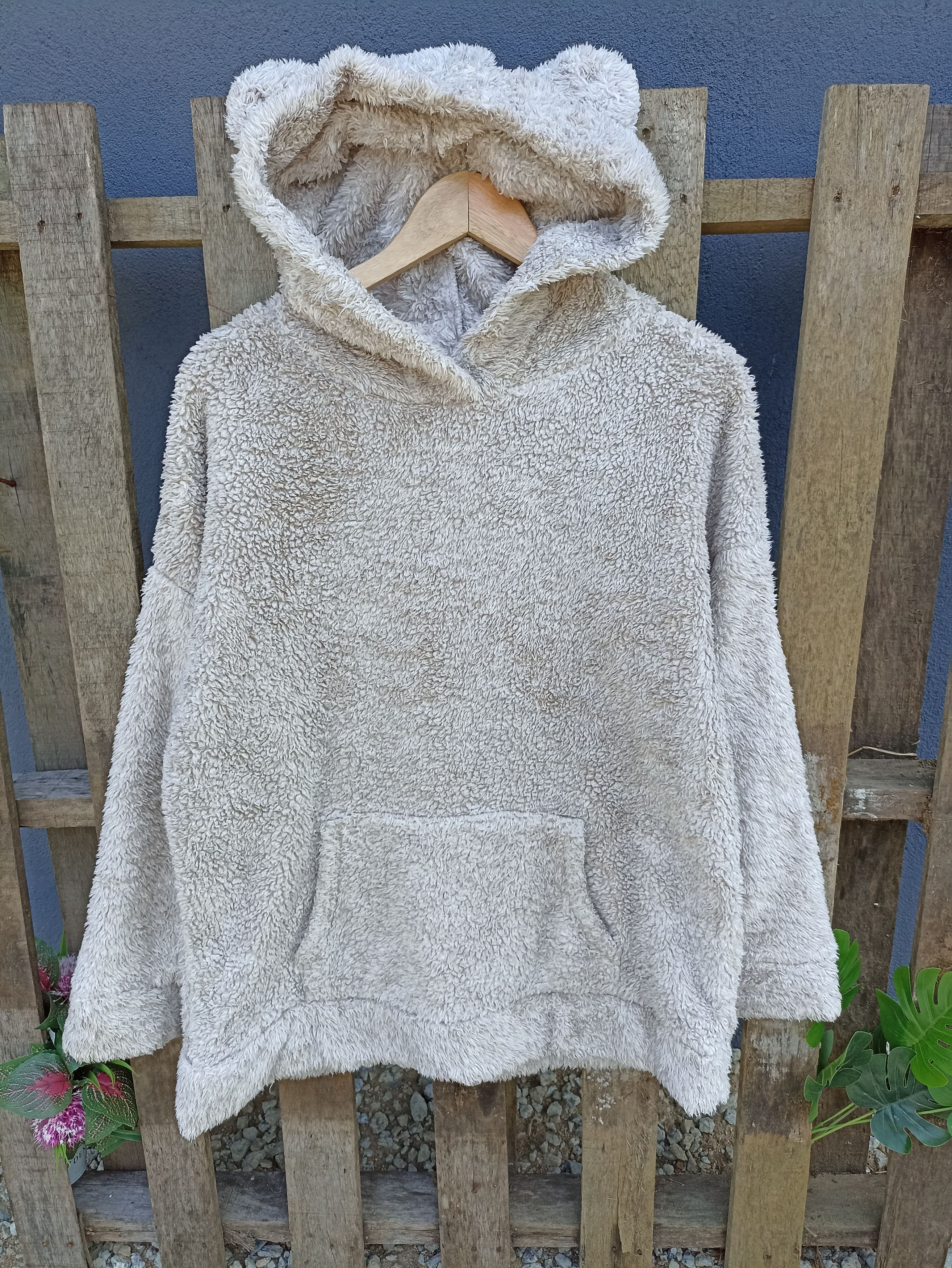 Japanese Brand Gu Brand Deep Pile Fleece Sweatshirt Ear Hoodie Size US XL / EU 56 / 4 - 1 Thumbnail