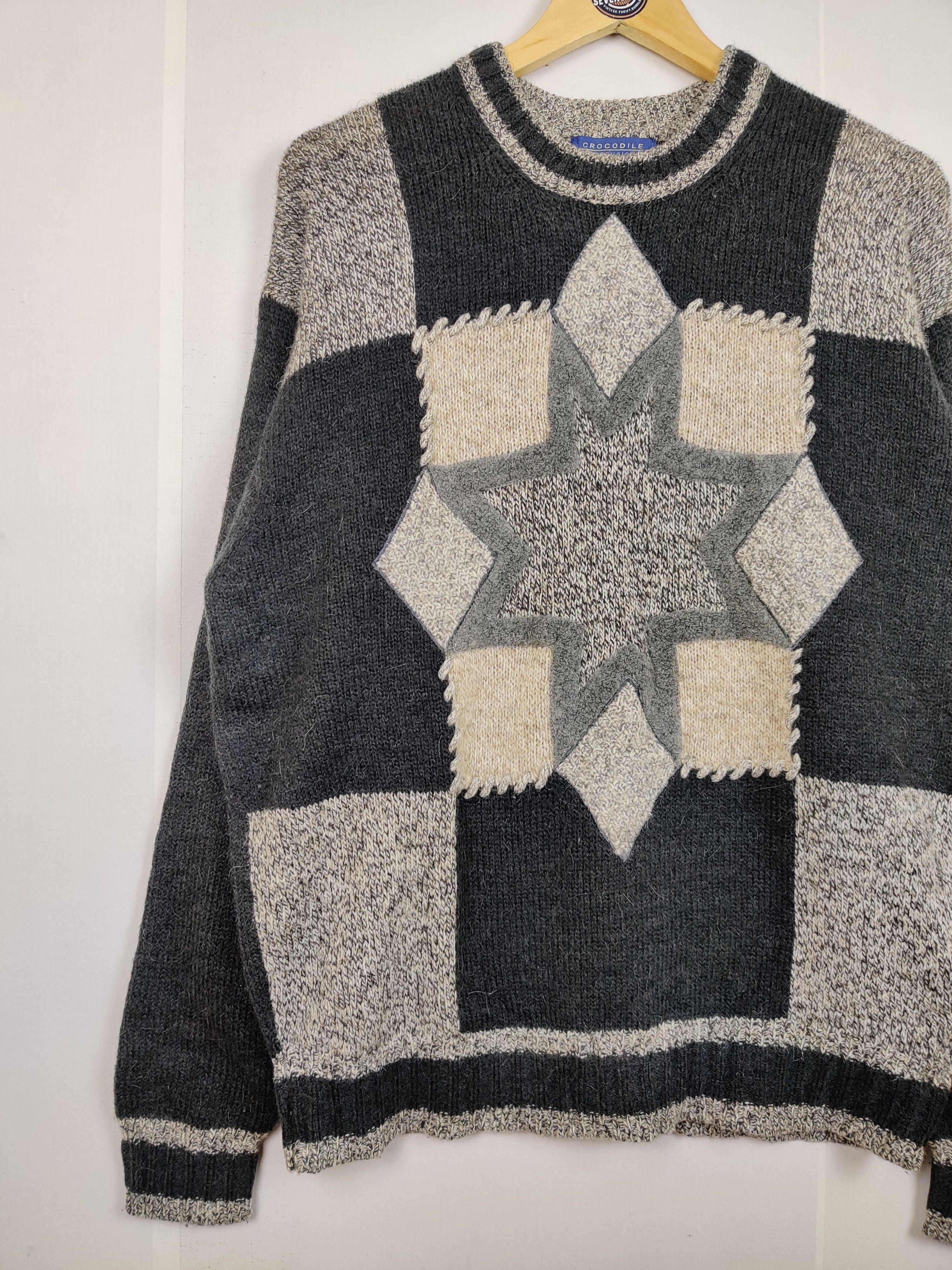 Vintage Vintage Crocodile Checkered Knit Sweater Nice Design Size US L / EU 52-54 / 3 - 5 Thumbnail