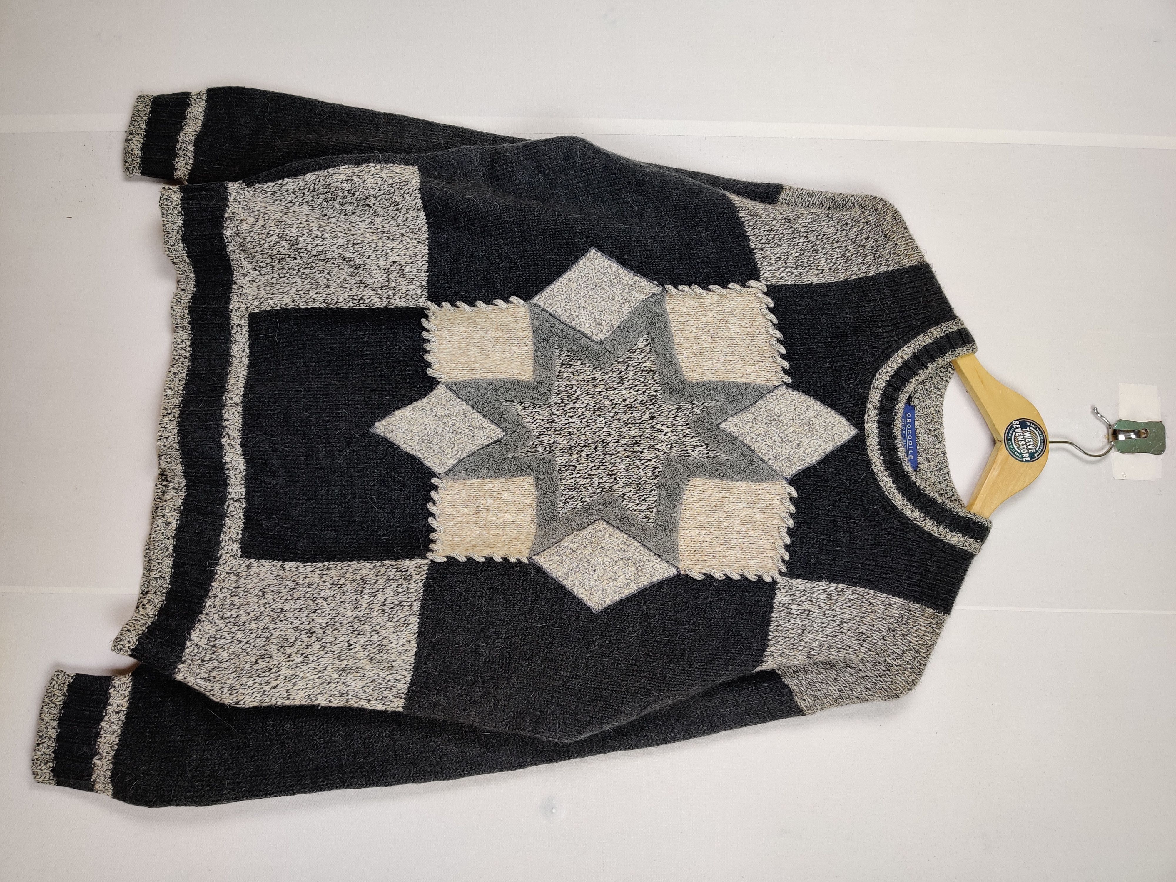Vintage Vintage Crocodile Checkered Knit Sweater Nice Design Size US L / EU 52-54 / 3 - 2 Thumbnail