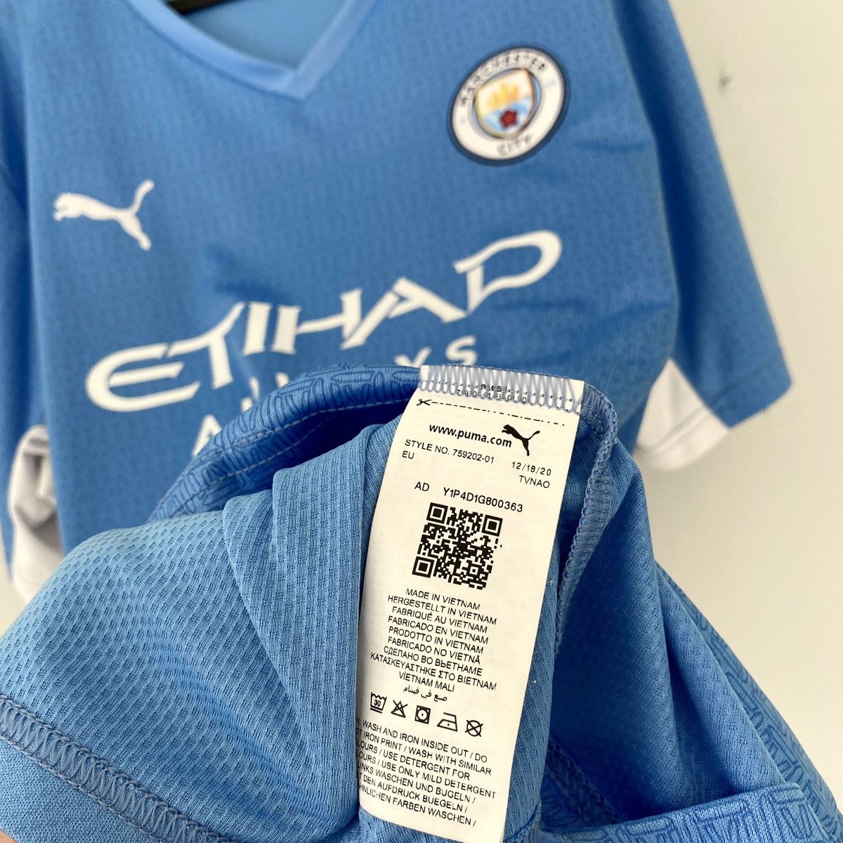Puma 2021 2022 Manchester City Puma Home Kit Soccer Jersey Shirt Size US XXL / EU 58 / 5 - 6 Thumbnail