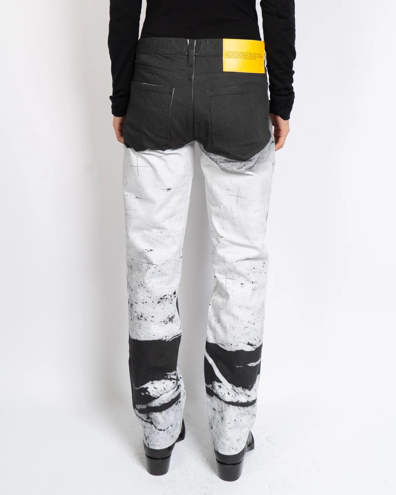 Calvin Klein 205W39NYC × Raf Simons Moon Landing Denim Size US 30 / EU 46 - 3 Thumbnail