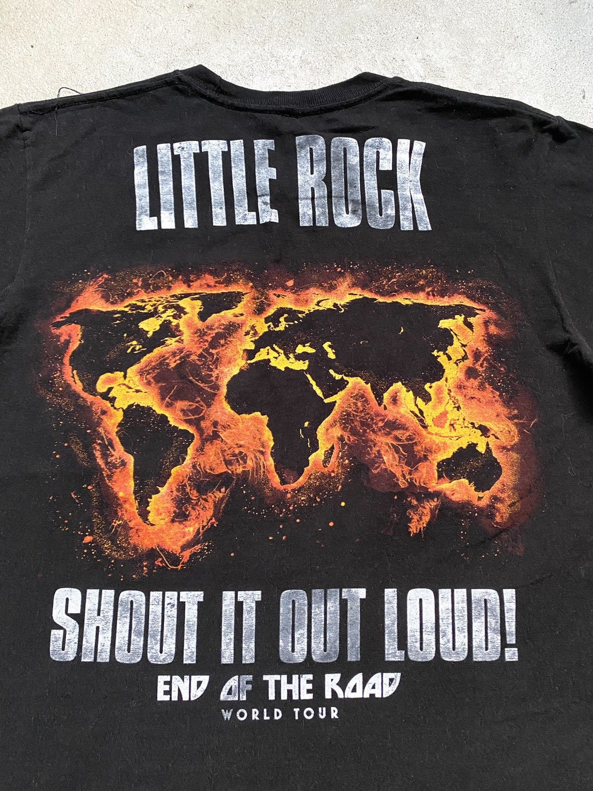 Band Tees Vintage Kiss World Tour Band T Shirt Y2K Size US M / EU 48-50 / 2 - 8 Thumbnail