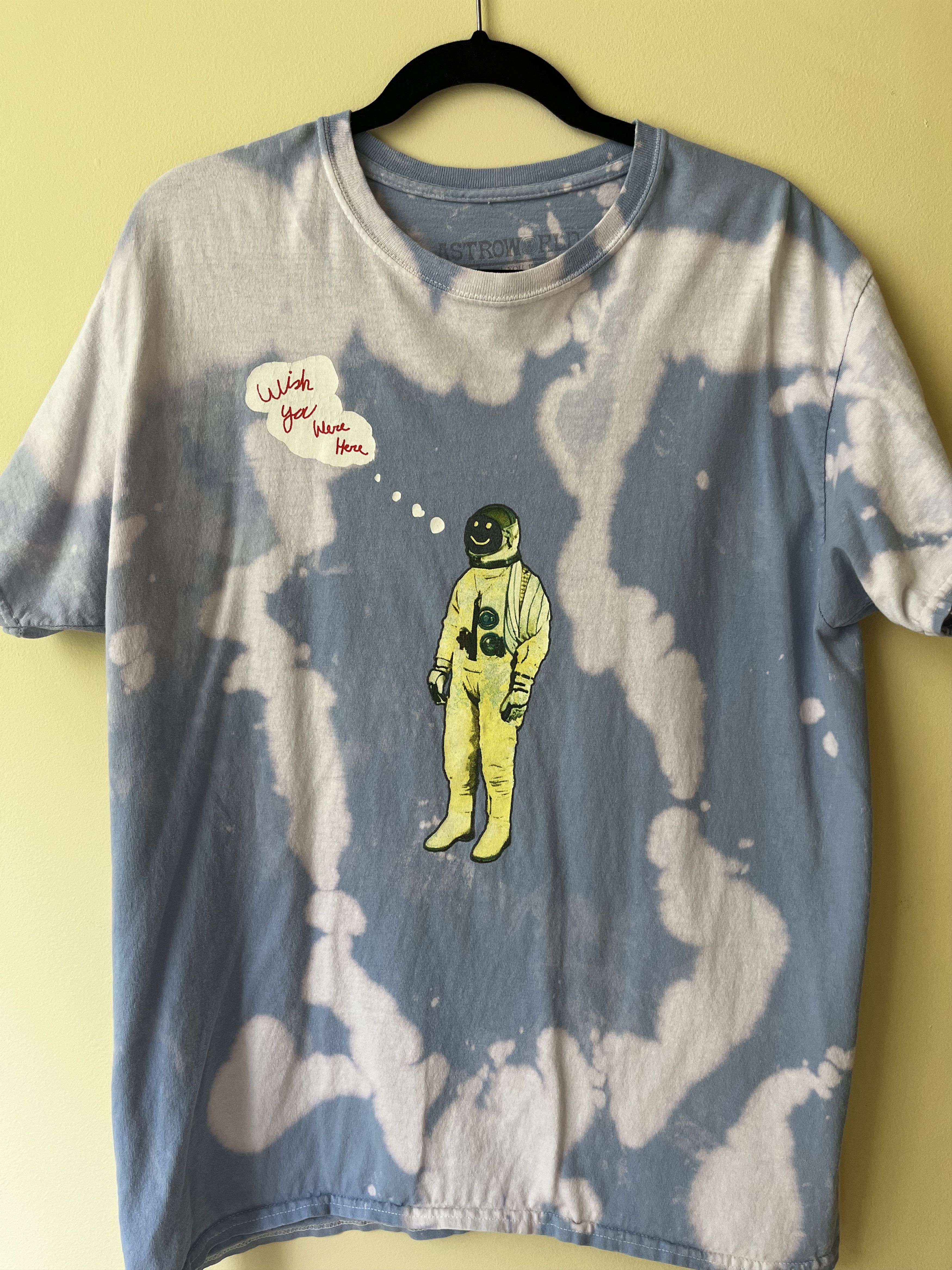 Travis Scott Astroworld Astronaut Blue Tie Dye Tee Size US M / EU 48-50 / 2 - 1 Thumbnail