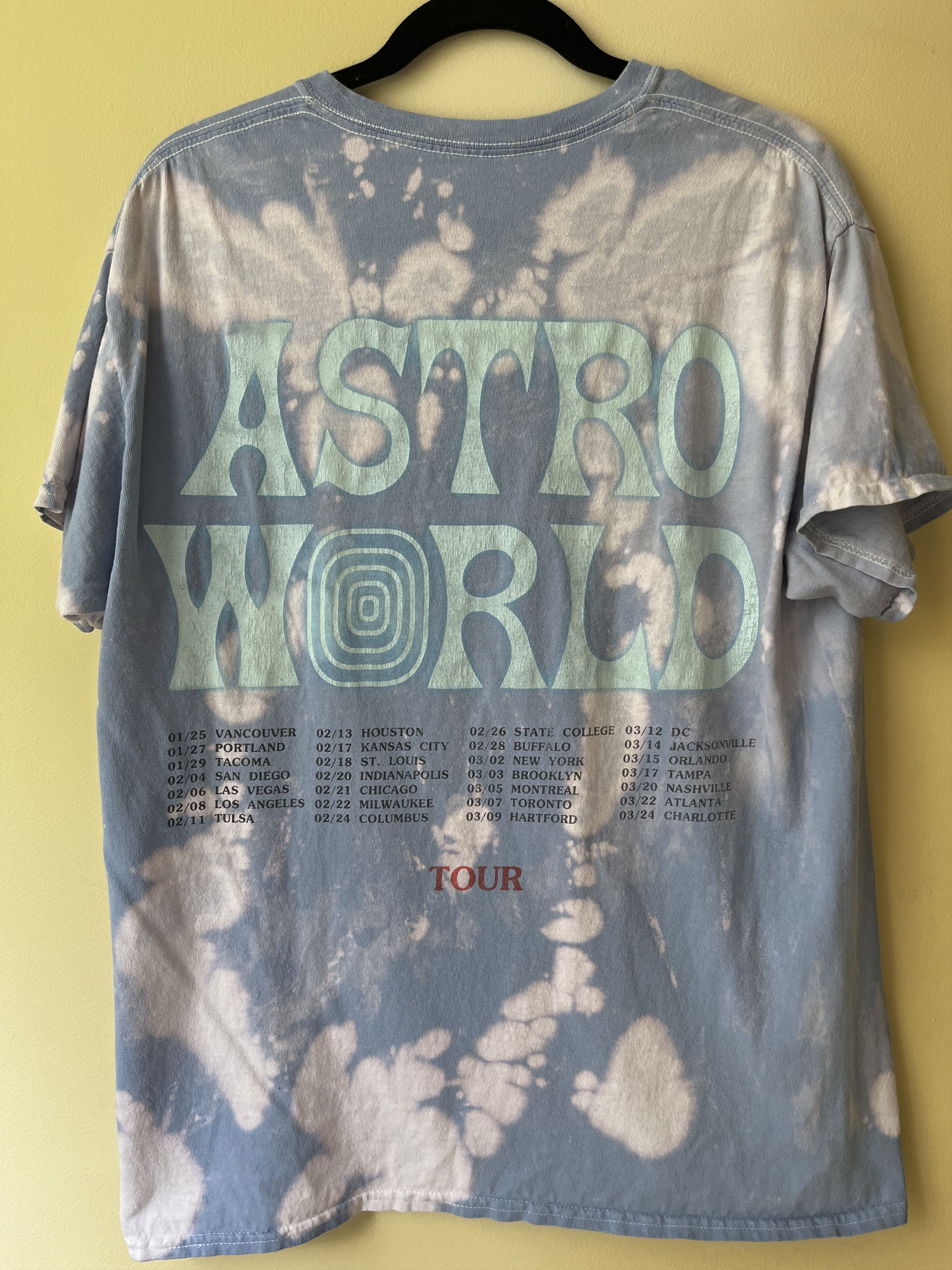 Travis Scott Astroworld Astronaut Blue Tie Dye Tee Size US M / EU 48-50 / 2 - 3 Thumbnail