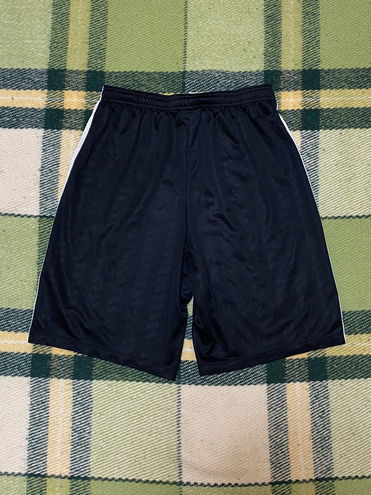 Nike Vintage Nike shorts streetwear swoosh casual y2k size M Size US 32 / EU 48 - 2 Thumbnail