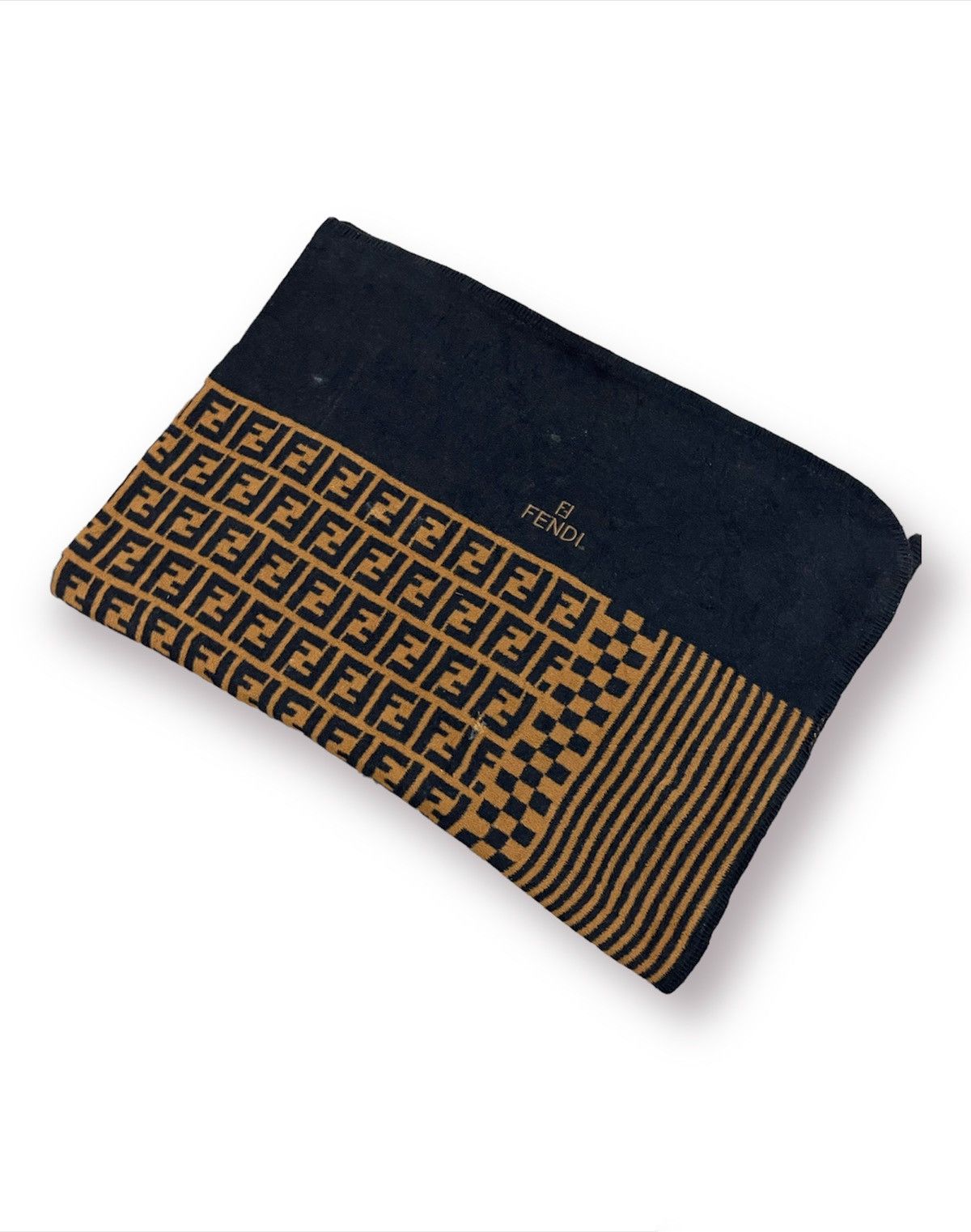 Fendi Vintage Fendi Made In Japan Monogram Queen Fitted Blanket Size ONE SIZE - 8 Thumbnail