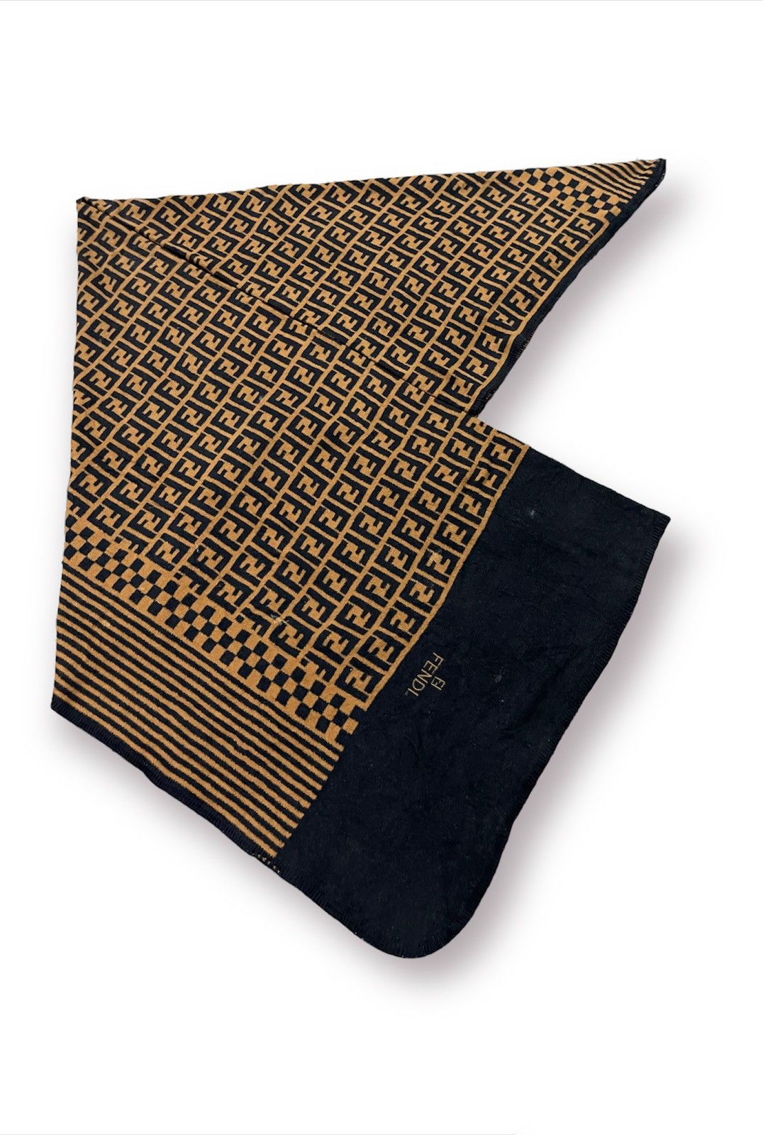 Fendi Vintage Fendi Made In Japan Monogram Queen Fitted Blanket Size ONE SIZE - 5 Thumbnail