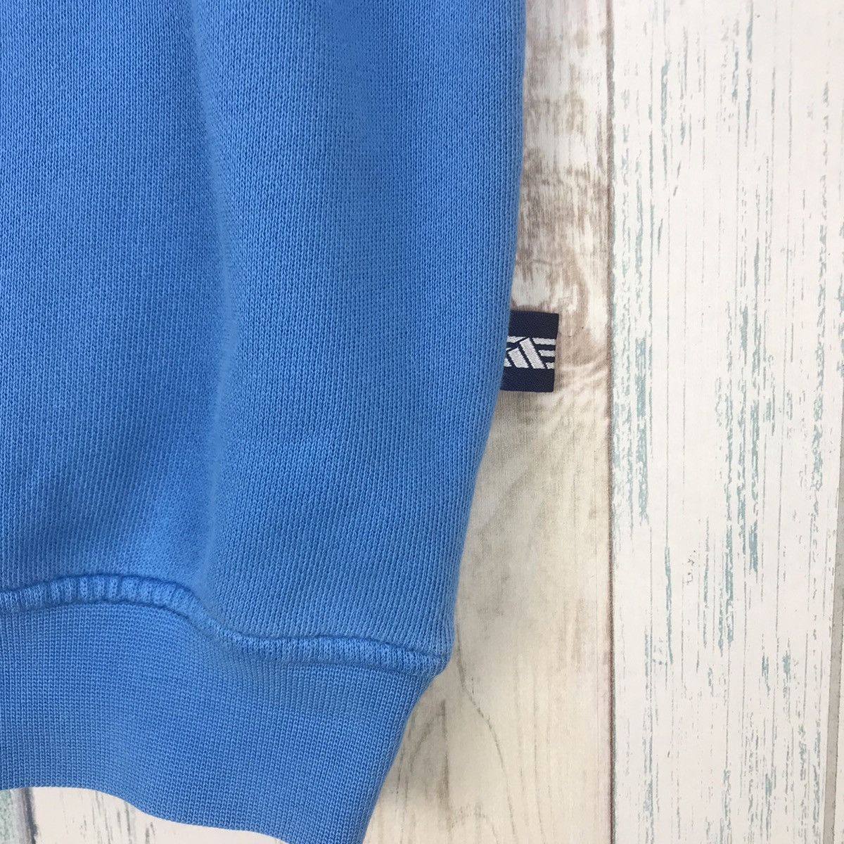 Adidas Vintage Adidas Sweatshirt Crewneck Size US S / EU 44-46 / 1 - 8 Thumbnail
