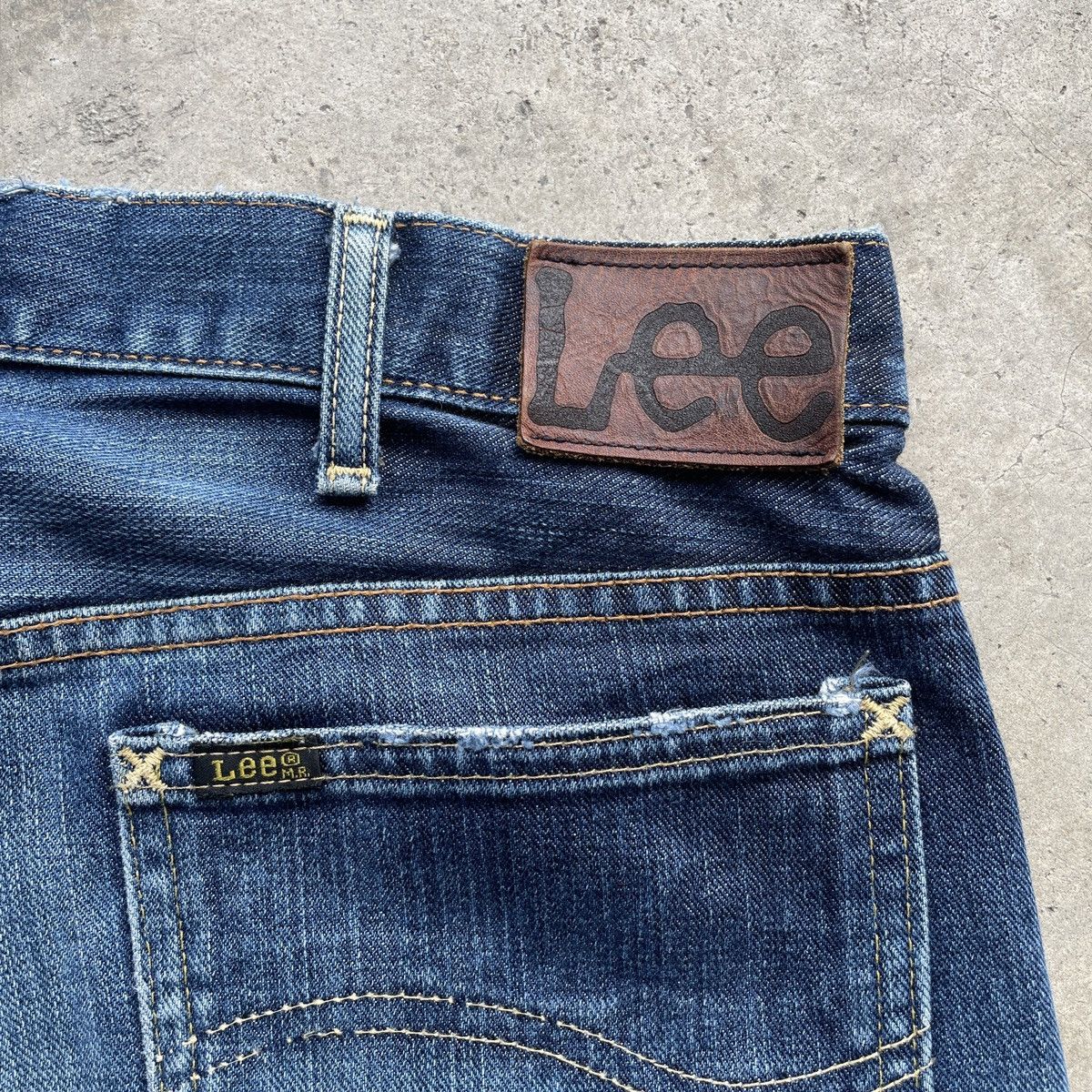 Japanese Brand Vintage Lee Faded Denim Jeans Pants W33x32 Size US 33 - 9 Thumbnail
