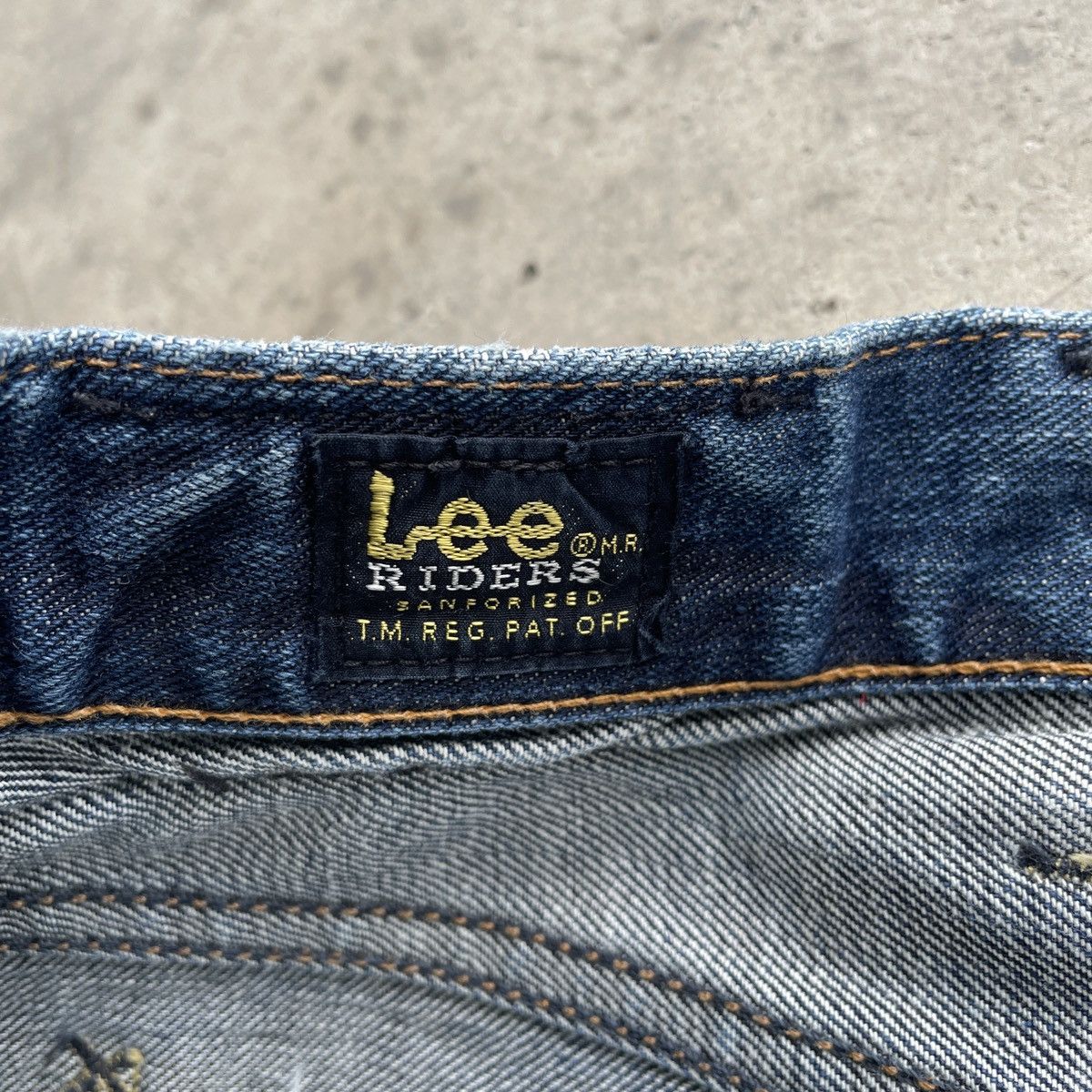 Japanese Brand Vintage Lee Faded Denim Jeans Pants W33x32 Size US 33 - 7 Thumbnail