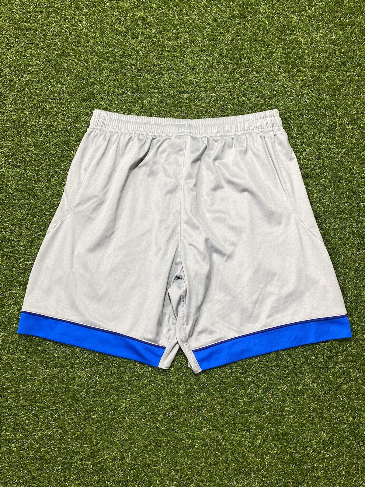 Schalke 04 shorts store