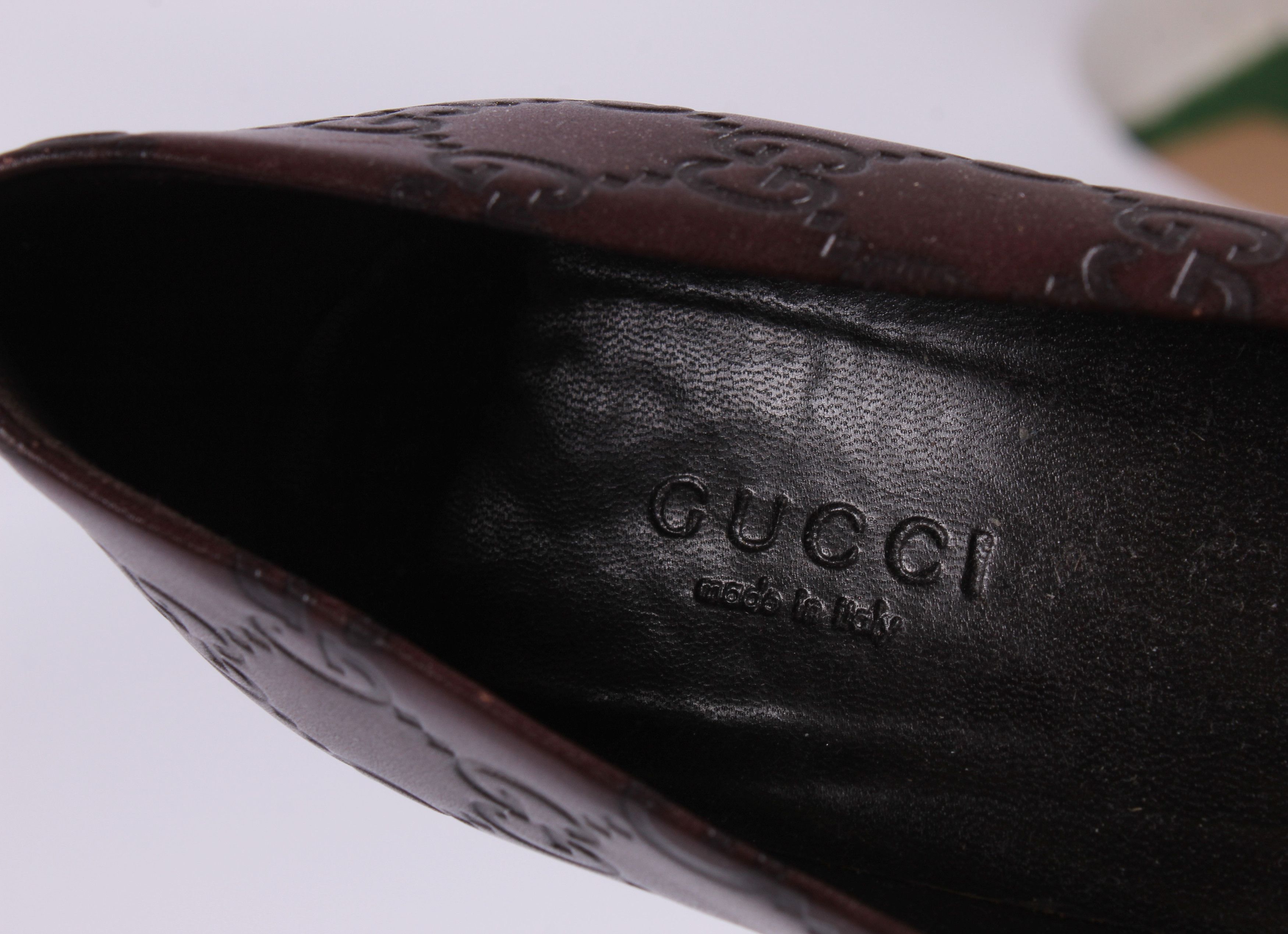 Gucci Gucci Vintage Monogram Leather Logo Embossed Heels Size US 5 / IT 35 - 4 Thumbnail