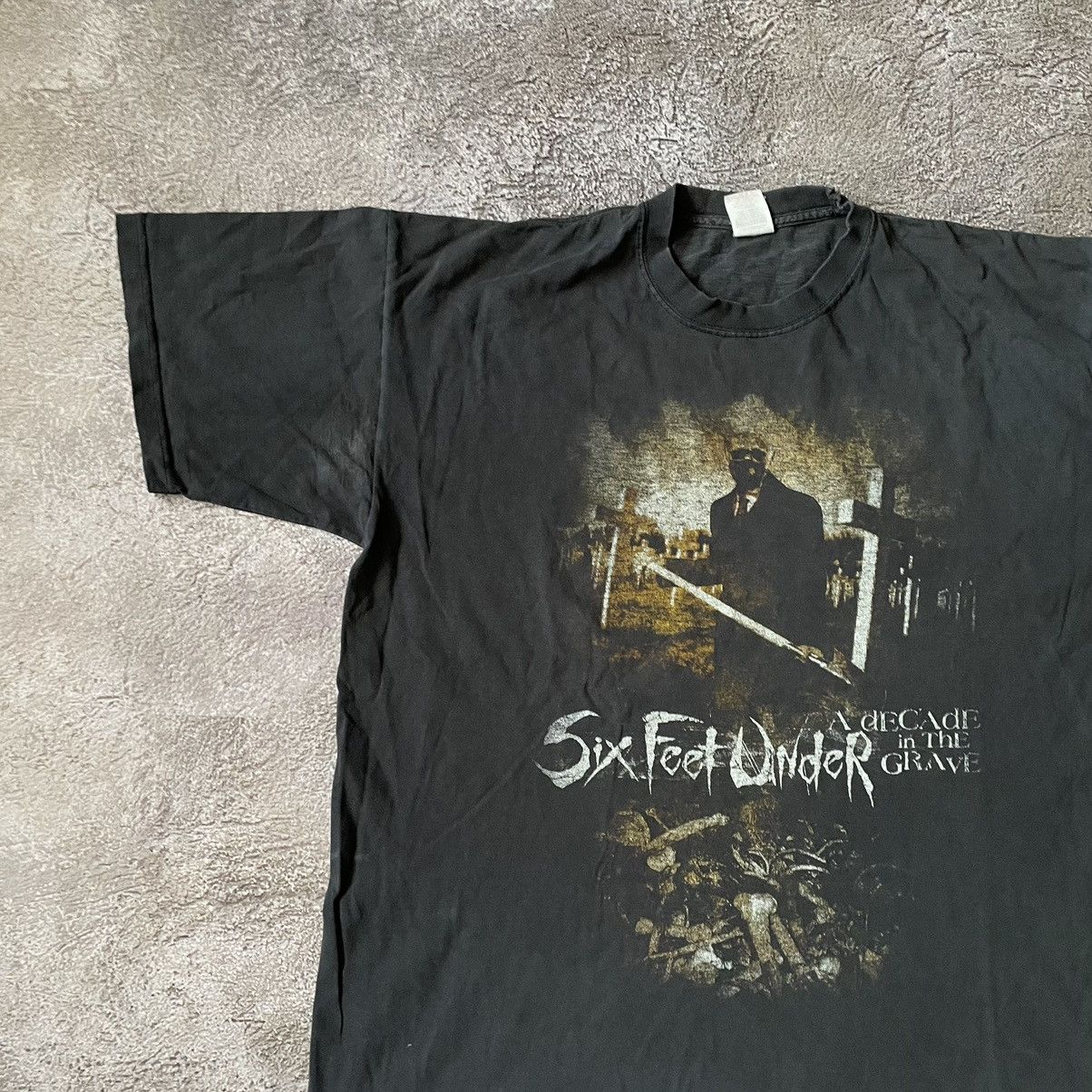 Vintage Vintage 90s Six Feet Under Graphic Tee Horror Grunge Boxy XL Size US XL / EU 56 / 4 - 4 Thumbnail