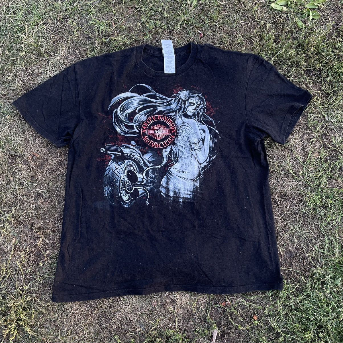 Harley Davidson Vintage 90s Faded Sexy Bebe Harley Davidson Tee Skulls 3D Size US L / EU 52-54 / 3 - 1 Thumbnail