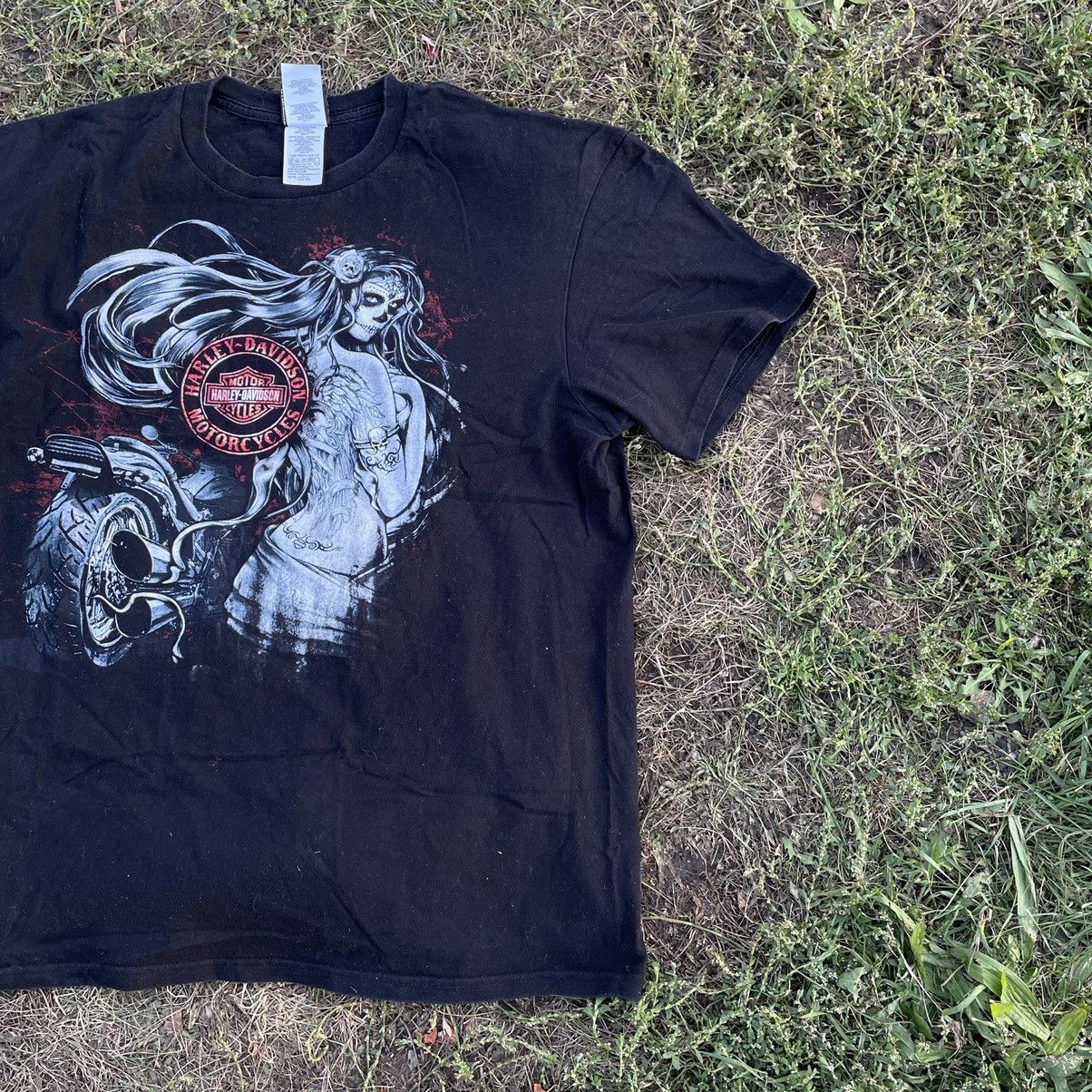 Harley Davidson Vintage 90s Faded Sexy Bebe Harley Davidson Tee Skulls 3D Size US L / EU 52-54 / 3 - 2 Thumbnail