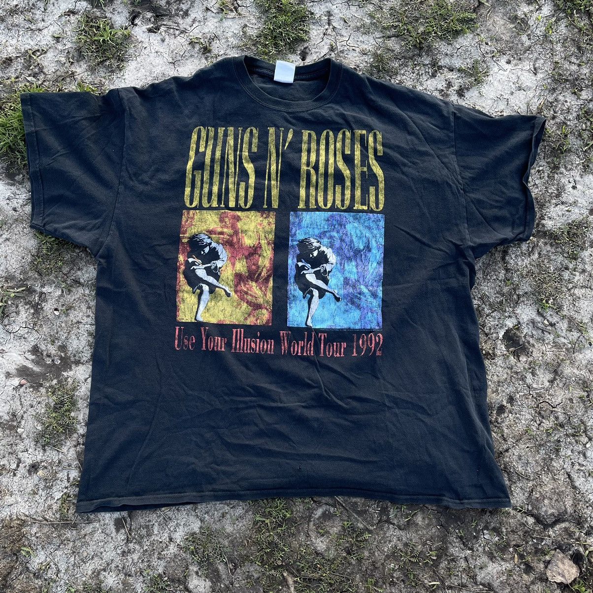 Vintage Vintage 90s Guns N Roses Band Tee Sun Faded Grunge Slim XL Size US XL / EU 56 / 4 - 2 Thumbnail