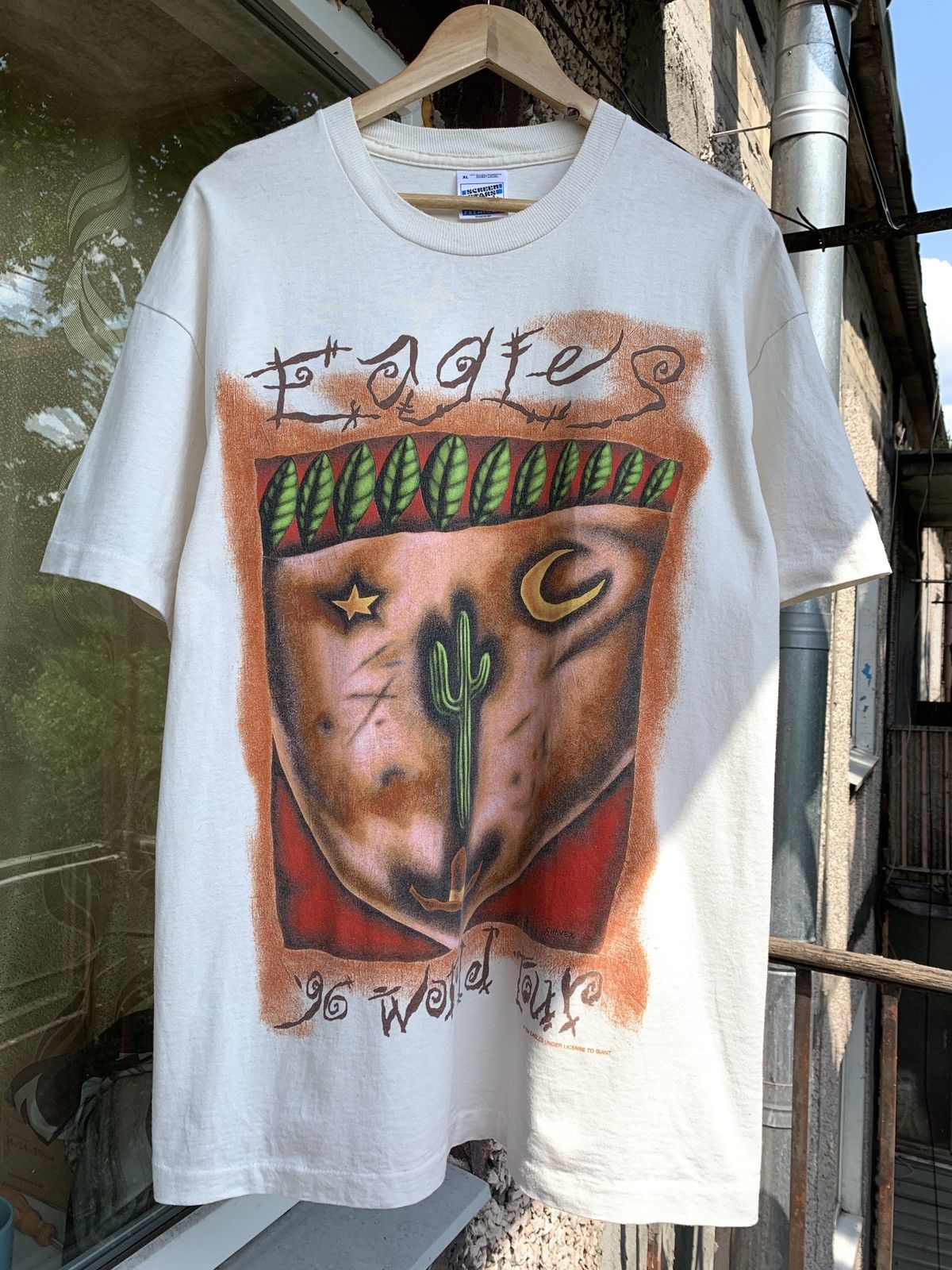 Band Tees 1996 Eagles World Tour Single Stitch Band T-Shirt Size US XL / EU 56 / 4 - 1 Thumbnail