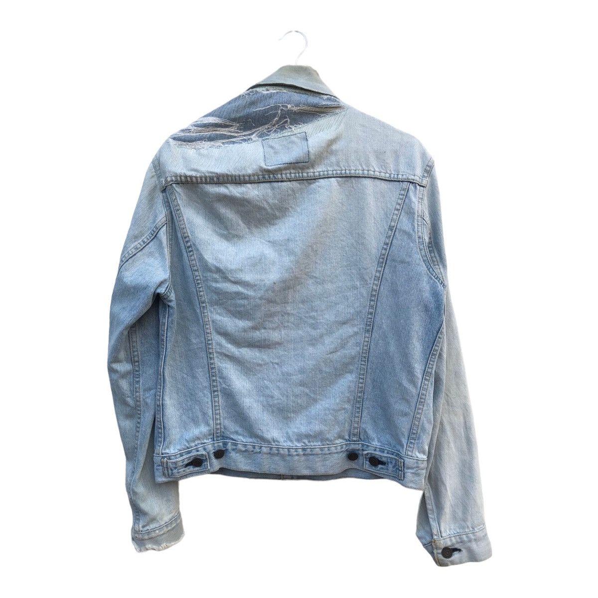 Levi's × Levi's Vintage Clothing × Vintage 🔥Vintage🔥Levis Big E Button J30 Denim Jacket Destress Size US M / EU 48-50 / 2 - 2 Thumbnail