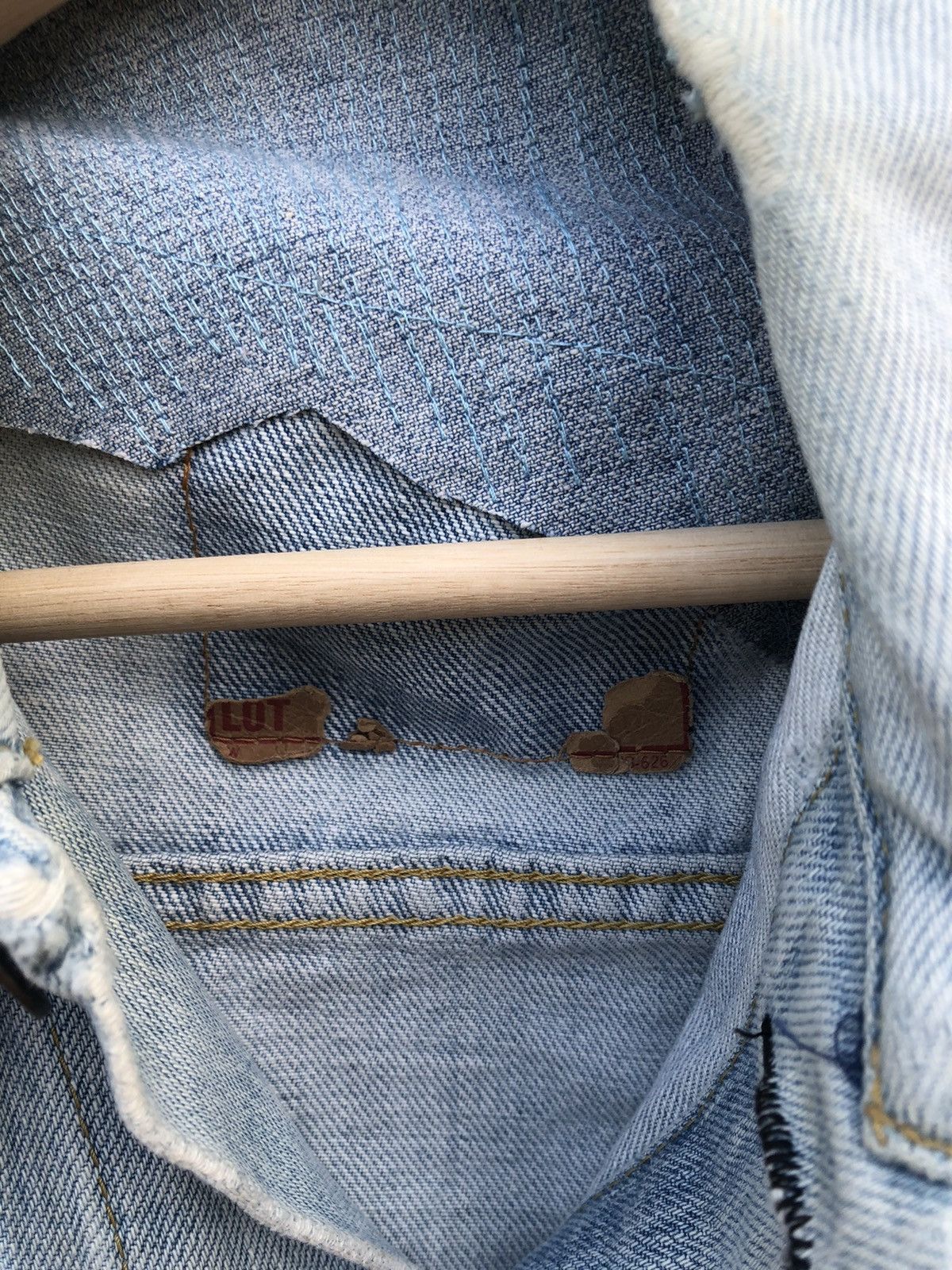 Levi's × Levi's Vintage Clothing × Vintage 🔥Vintage🔥Levis Big E Button J30 Denim Jacket Destress Size US M / EU 48-50 / 2 - 8 Thumbnail