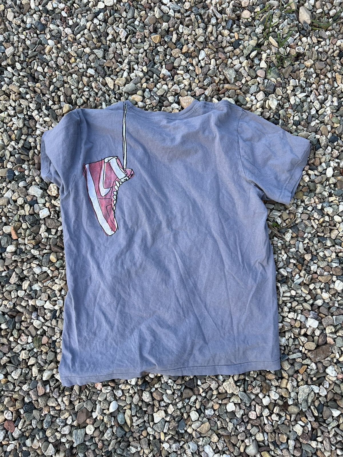 Nike Nike vintage sneaker head sneakers tshirt Size US L / EU 52-54 / 3 - 2 Thumbnail