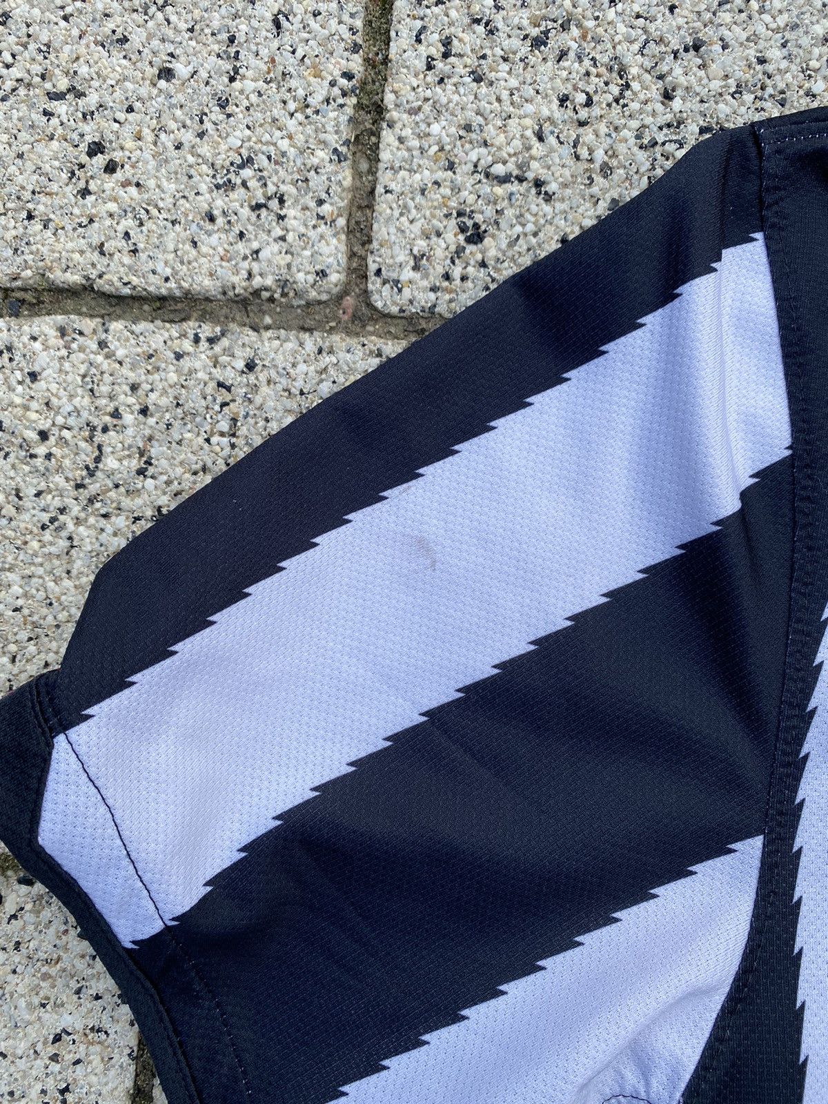 Nike Vintage juventus Turin 2010/2011 Nike soccer jersey Size US M / EU 48-50 / 2 - 4 Thumbnail