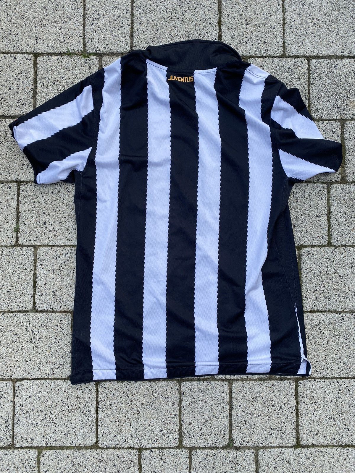 Nike Vintage juventus Turin 2010/2011 Nike soccer jersey Size US M / EU 48-50 / 2 - 2 Thumbnail