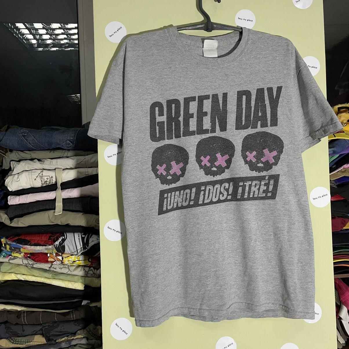 Vintage Vintage 90s Green Day Faded Graphic Band Tee Grunge Grey M Size US M / EU 48-50 / 2 - 5 Thumbnail