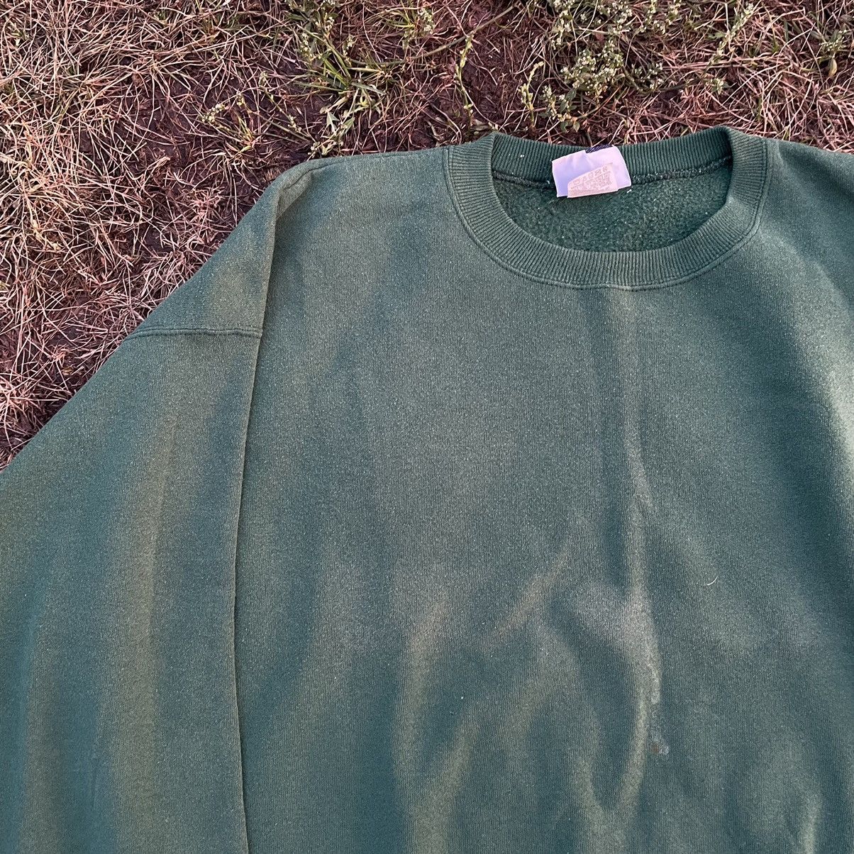 Vintage Vintage 90s Faded Blank Crewneck Sweatshirt Grunge Logo L Size US L / EU 52-54 / 3 - 4 Thumbnail